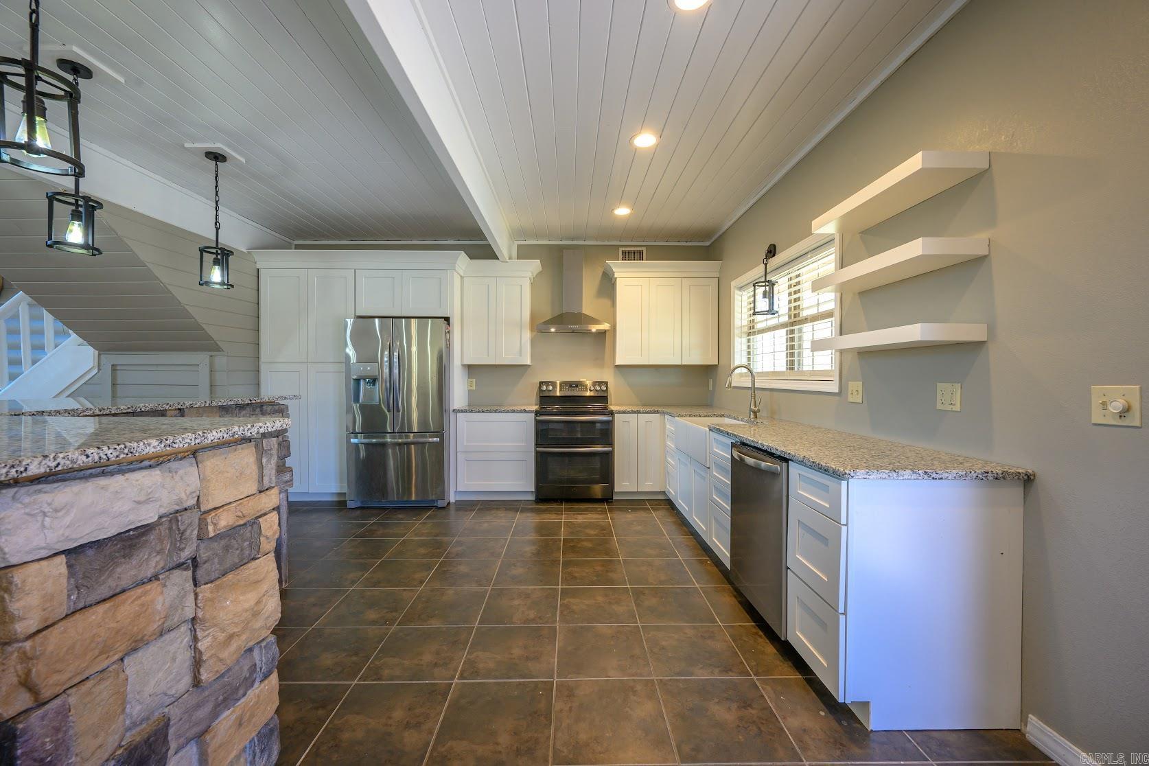 3 Doss Ln  Batesville, AR