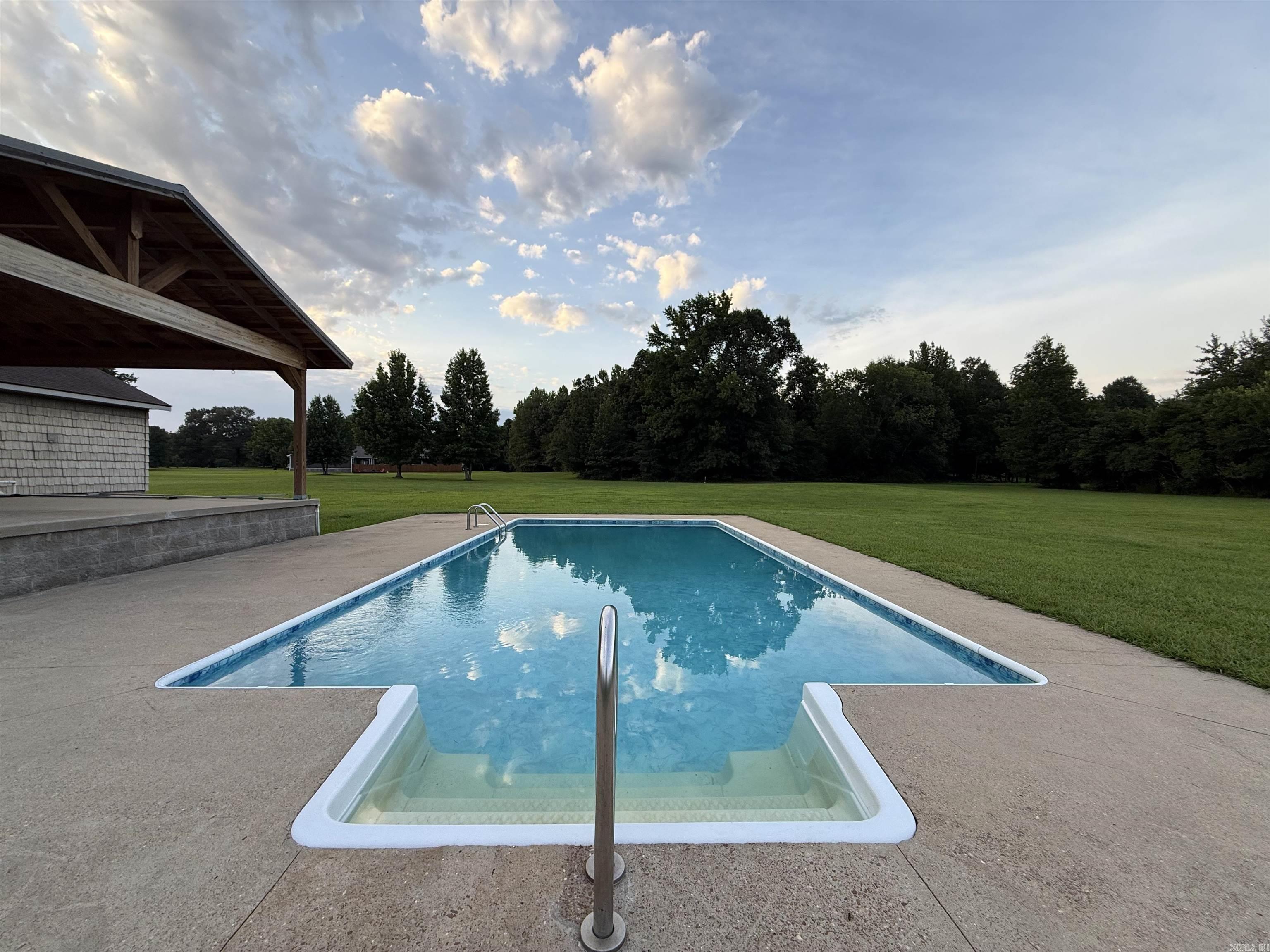 3 Doss Ln  Batesville, AR