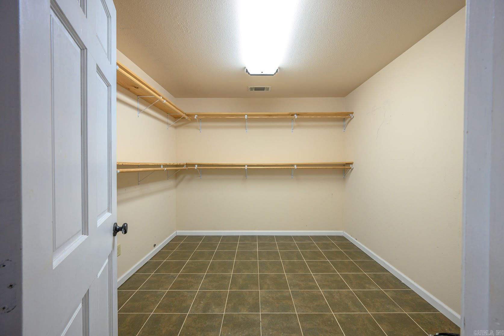 3 Doss Ln  Batesville, AR