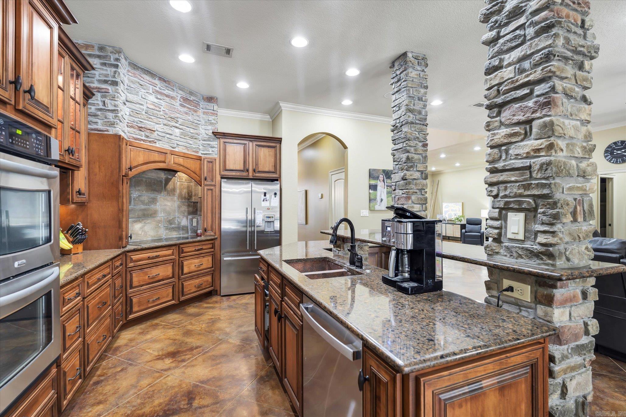 408 Huntcliff Drive  Jonesboro, AR