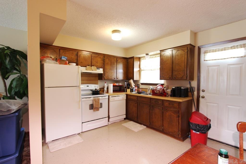 Oliver-Bradley (3 Duplexes) 6A-6B Bradley Circle Conway, AR