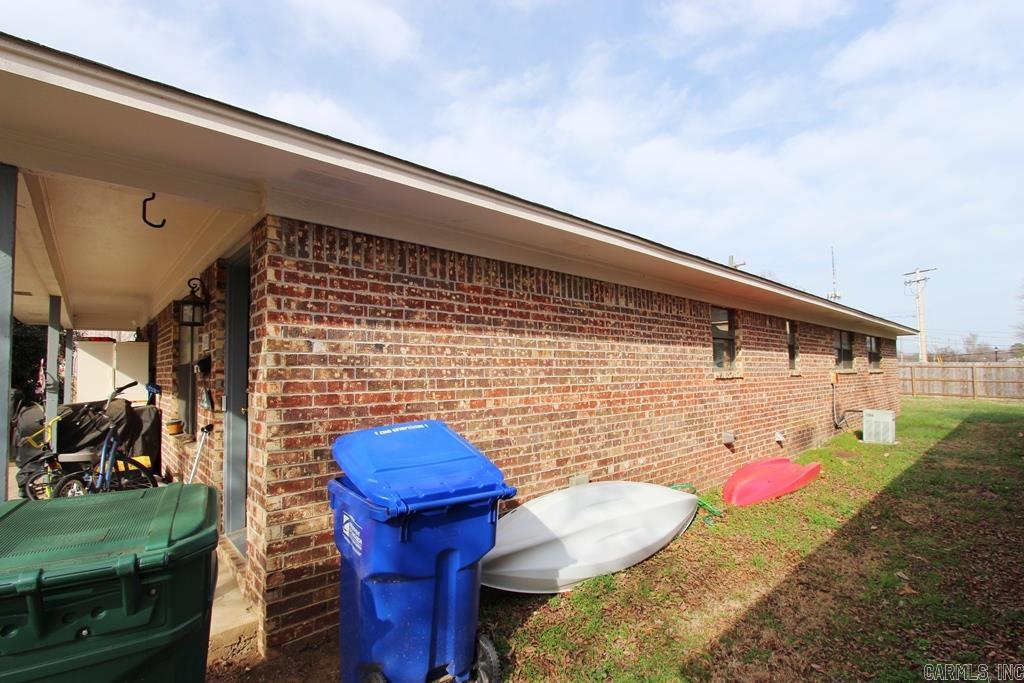 Oliver-Bradley (3 Duplexes) 6A-6B Bradley Circle Conway, AR