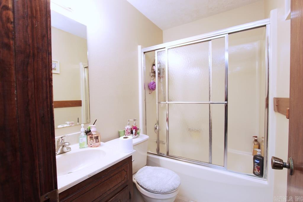 Oliver-Bradley (3 Duplexes) 6A-6B Bradley Circle Conway, AR