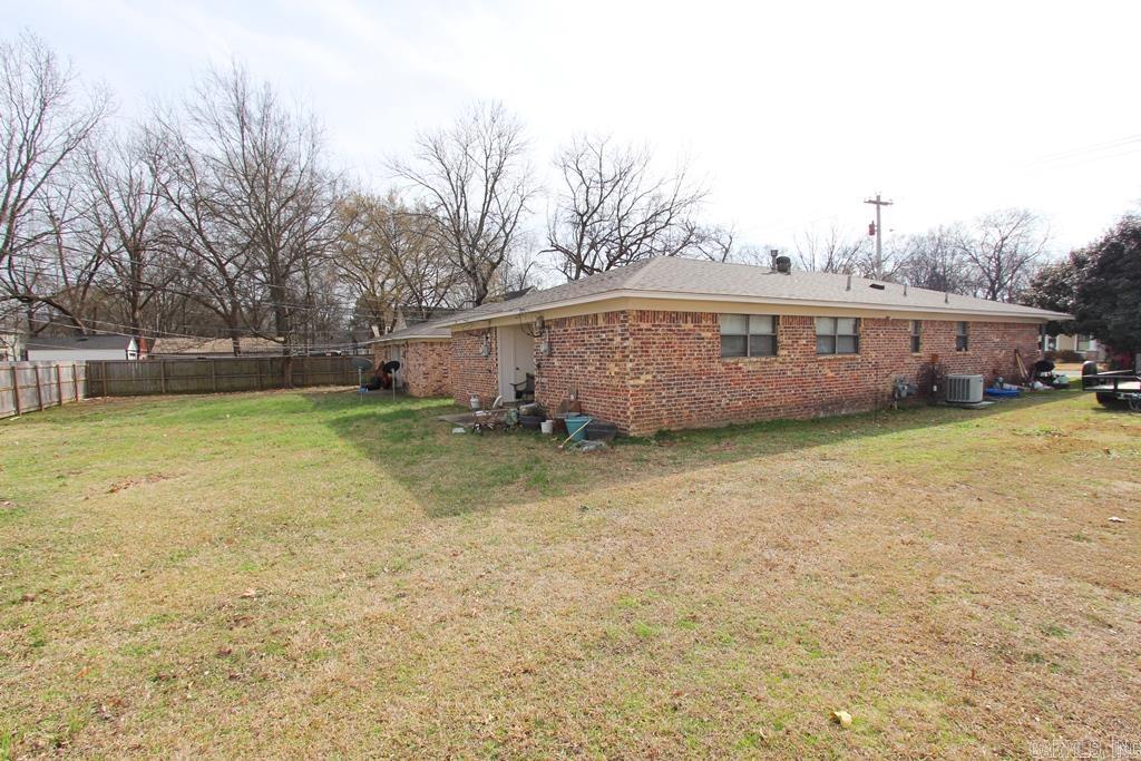 Oliver-Bradley (3 Duplexes) 6A-6B Bradley Circle Conway, AR