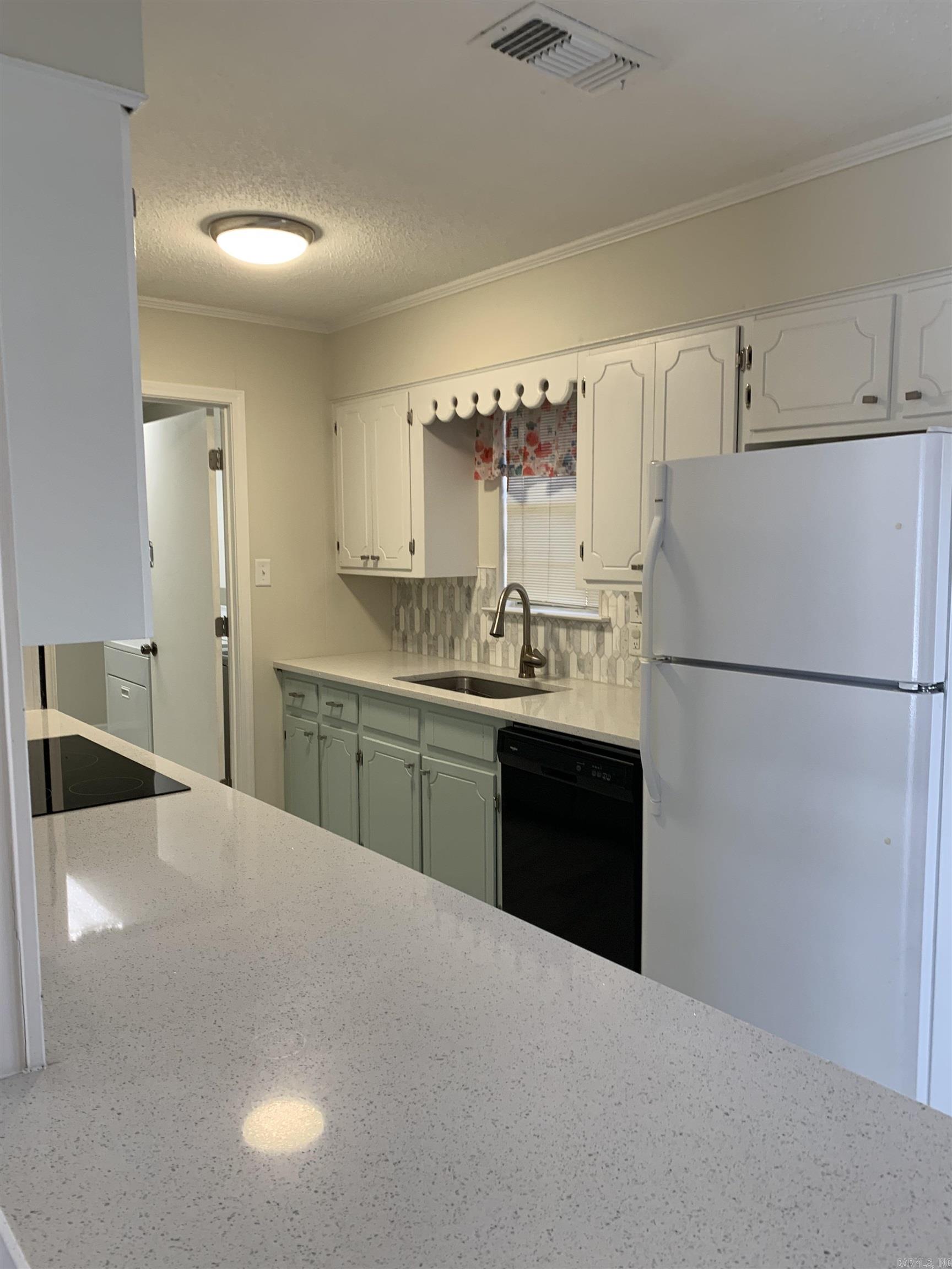 1912 Fairmont Drive Benton, AR 72015