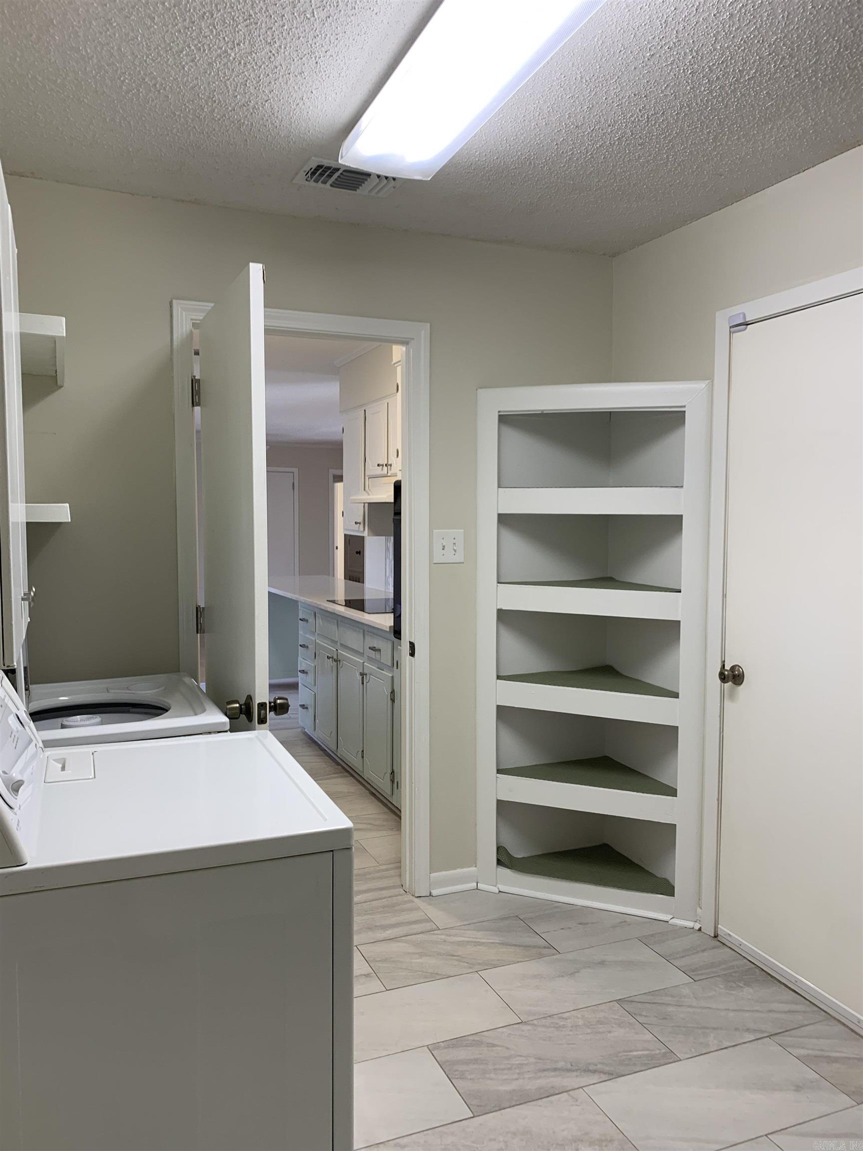 1912 Fairmont Drive Benton, AR 72015