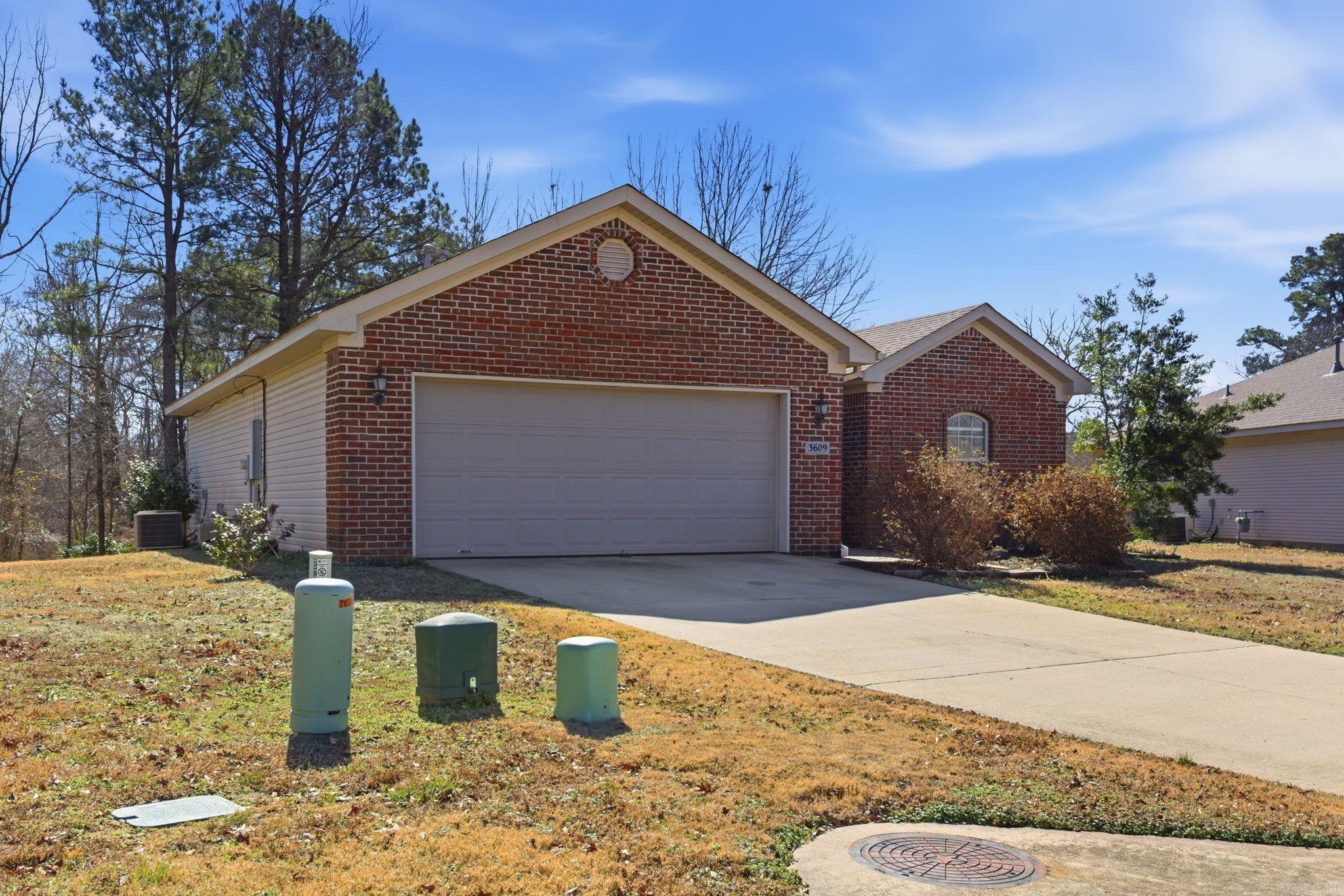 3609 Winfield Dr  Benton, AR