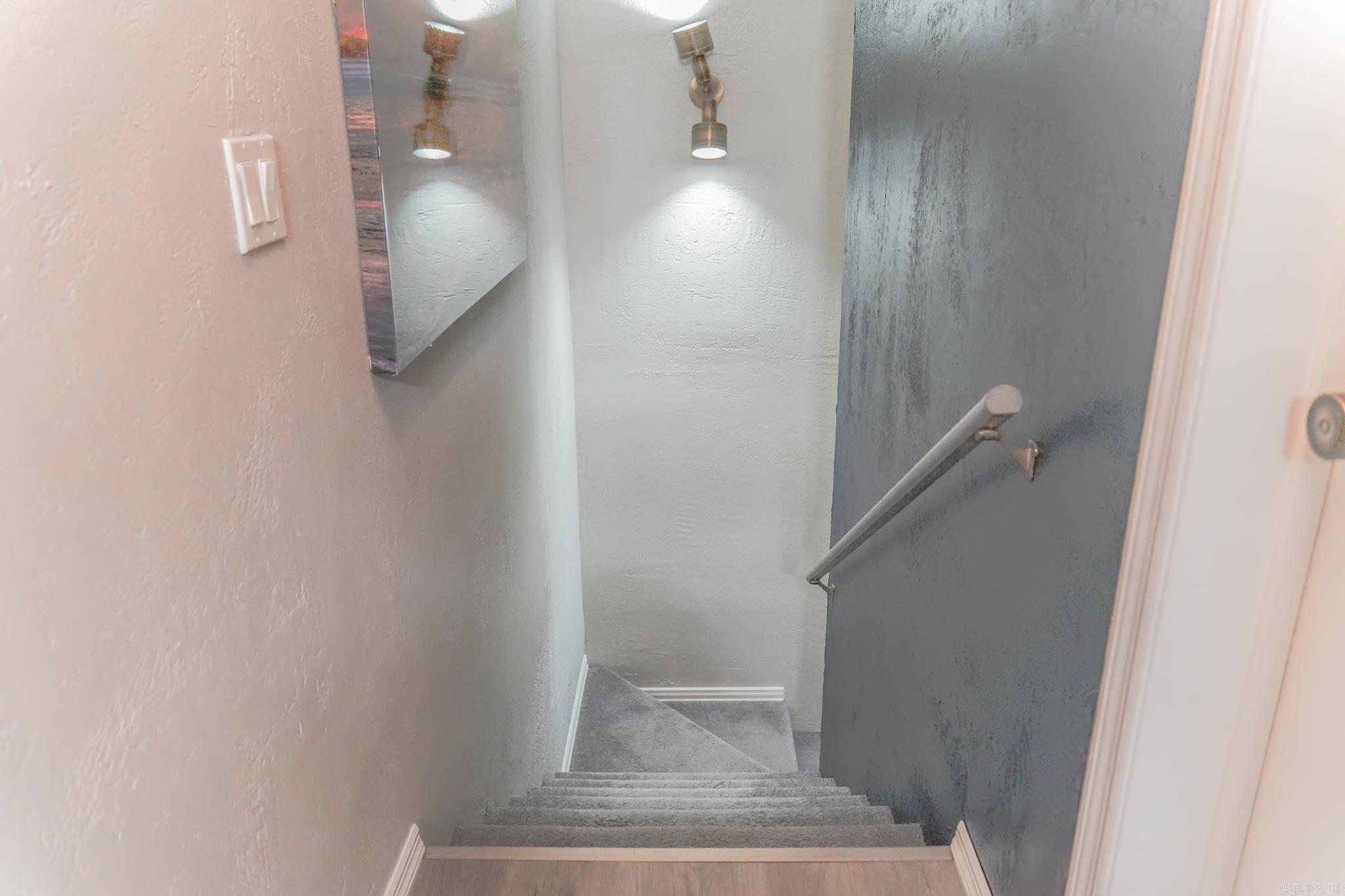 26 Reddina  Hot Springs Village, AR