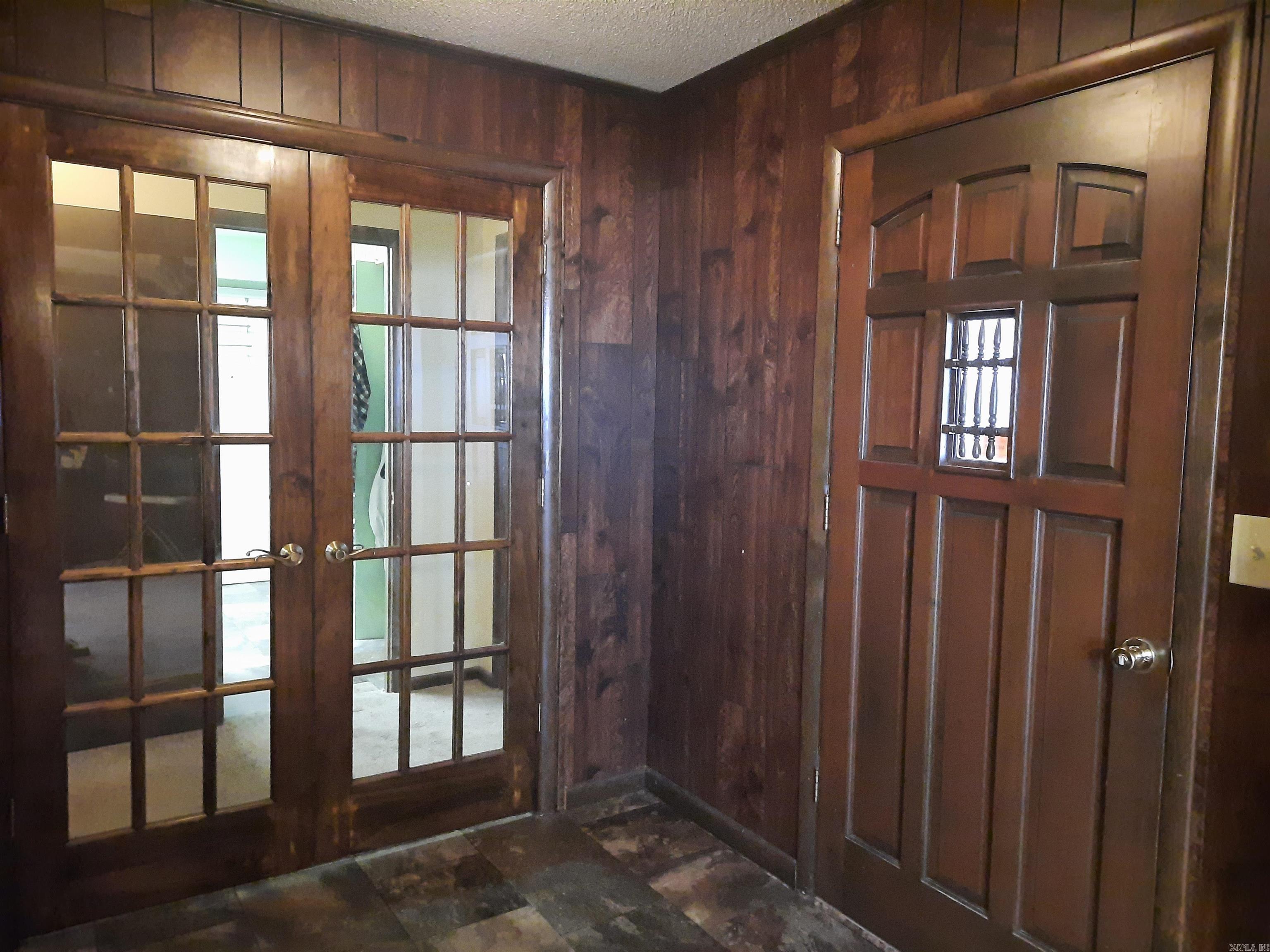 111 Robinson  Mammoth Spring, AR