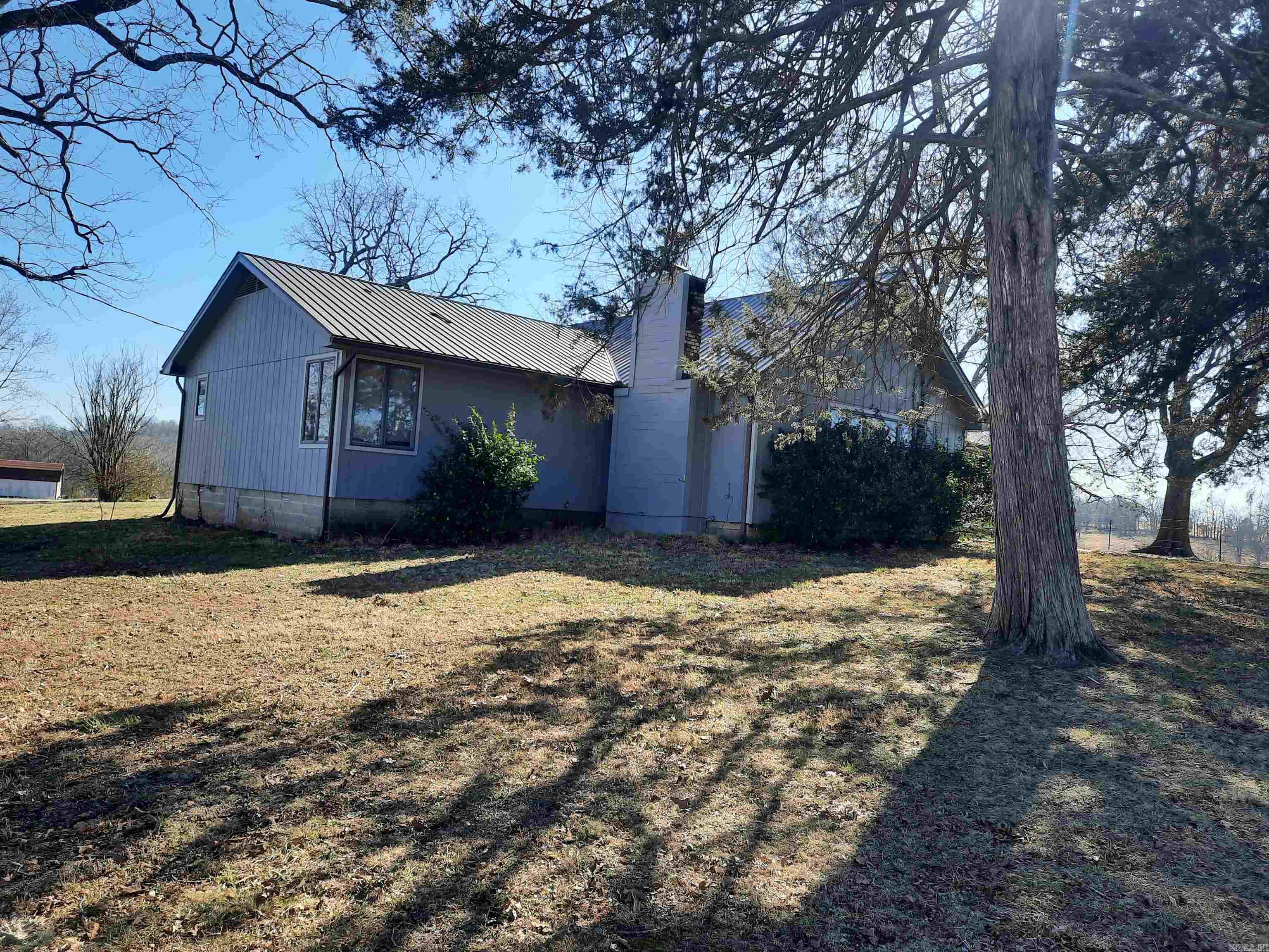111 Robinson  Mammoth Spring, AR