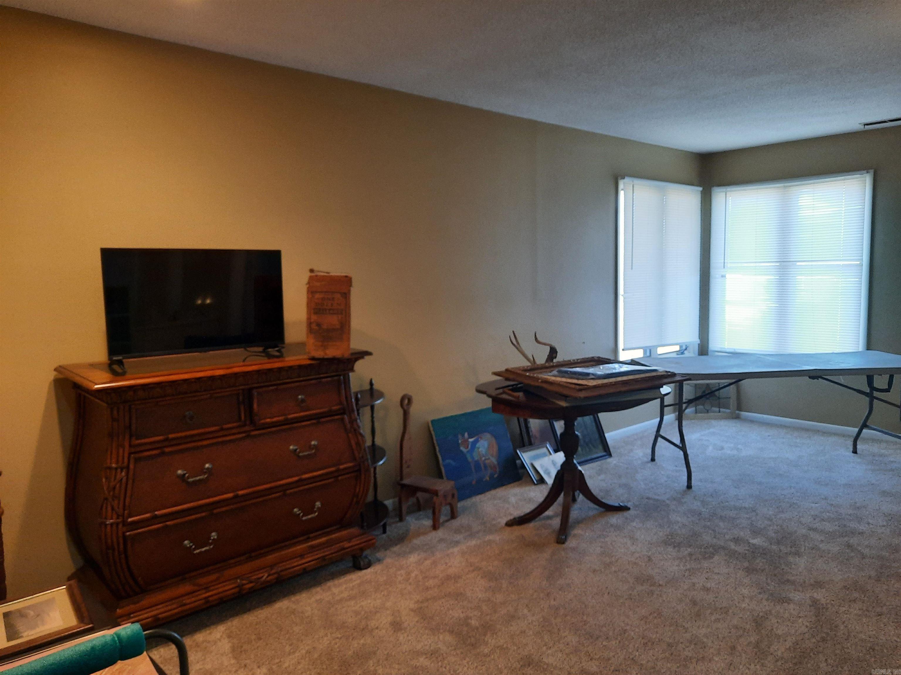 111 Robinson  Mammoth Spring, AR