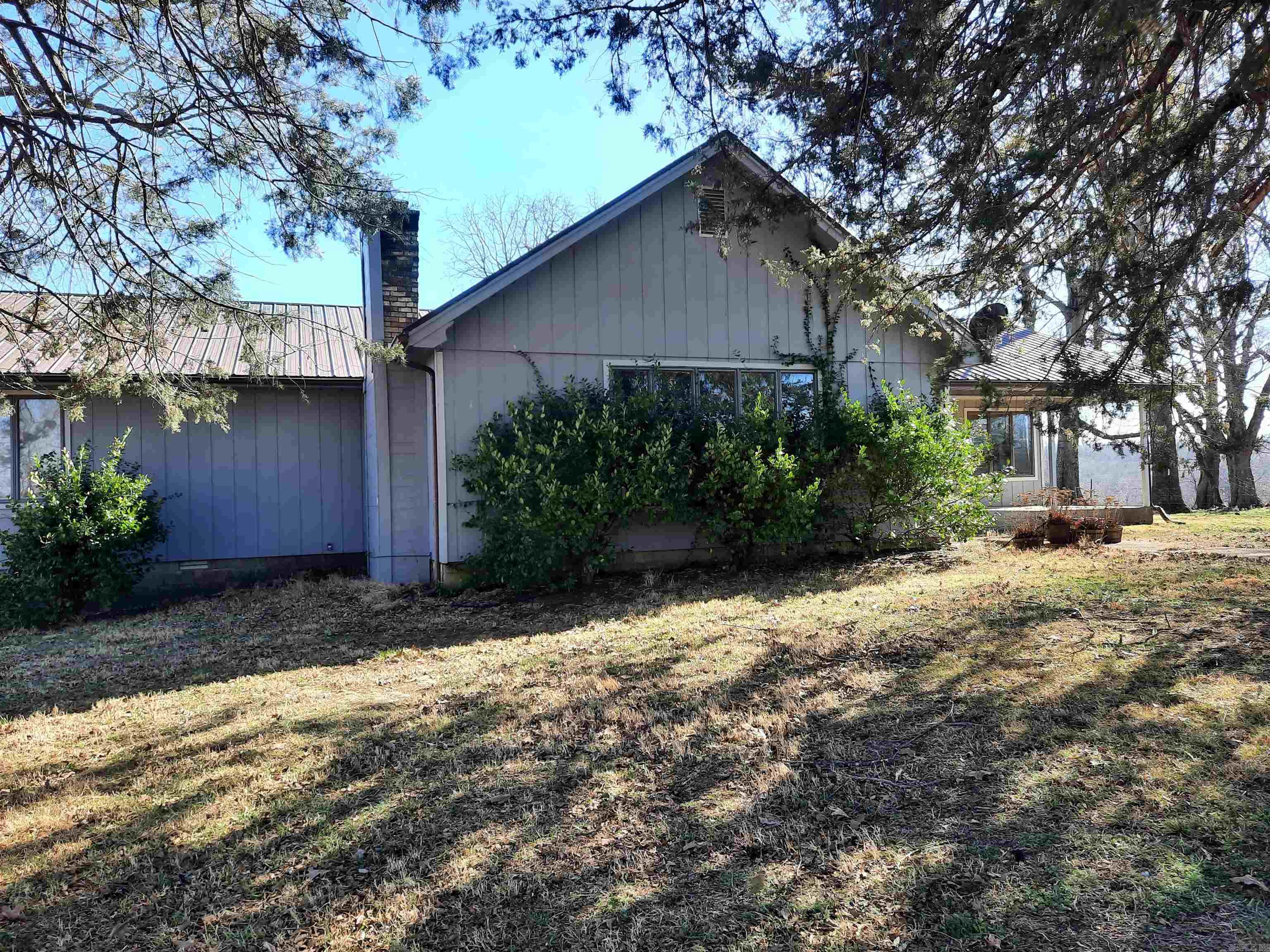 111 Robinson  Mammoth Spring, AR