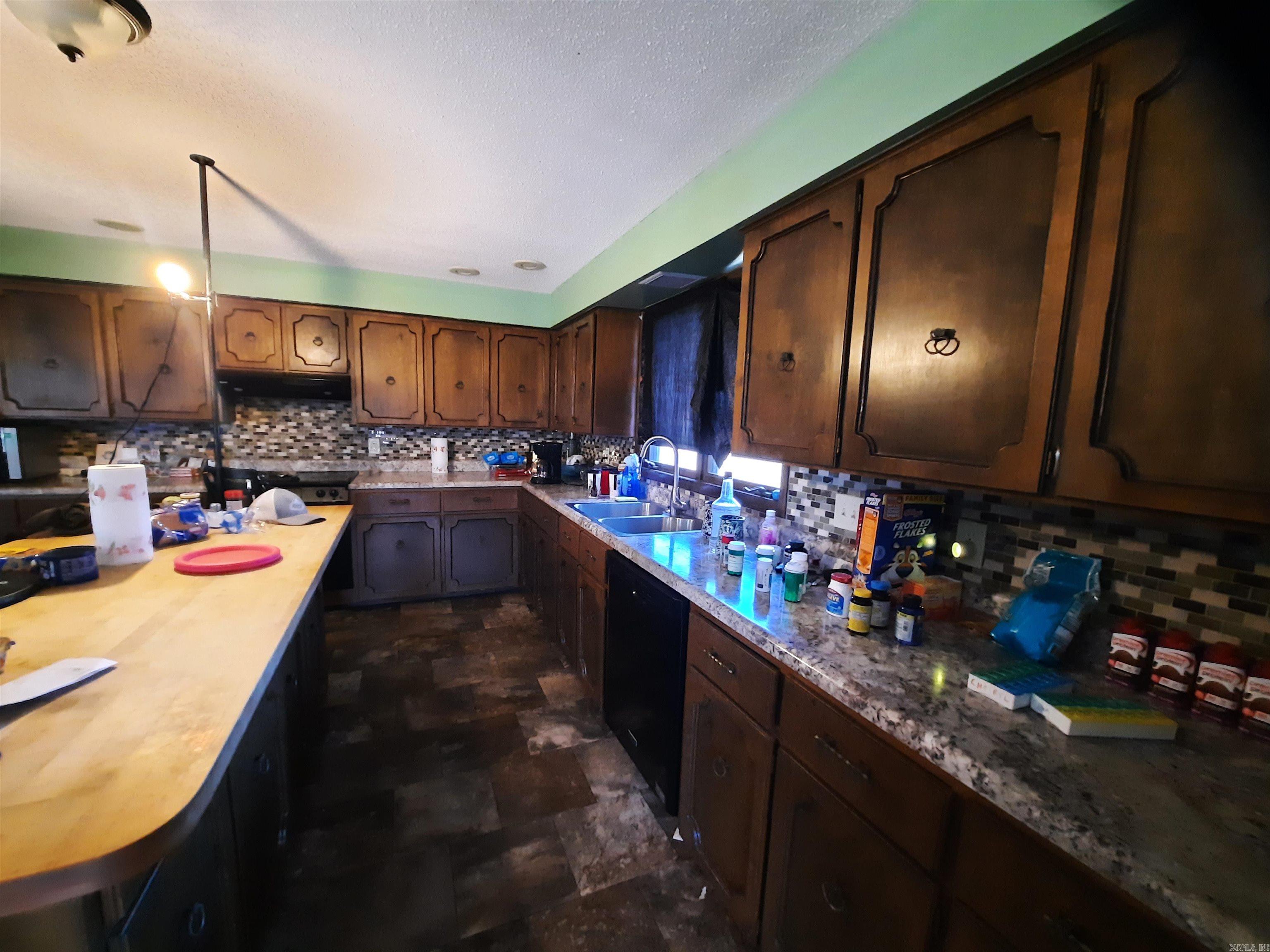 111 Robinson  Mammoth Spring, AR