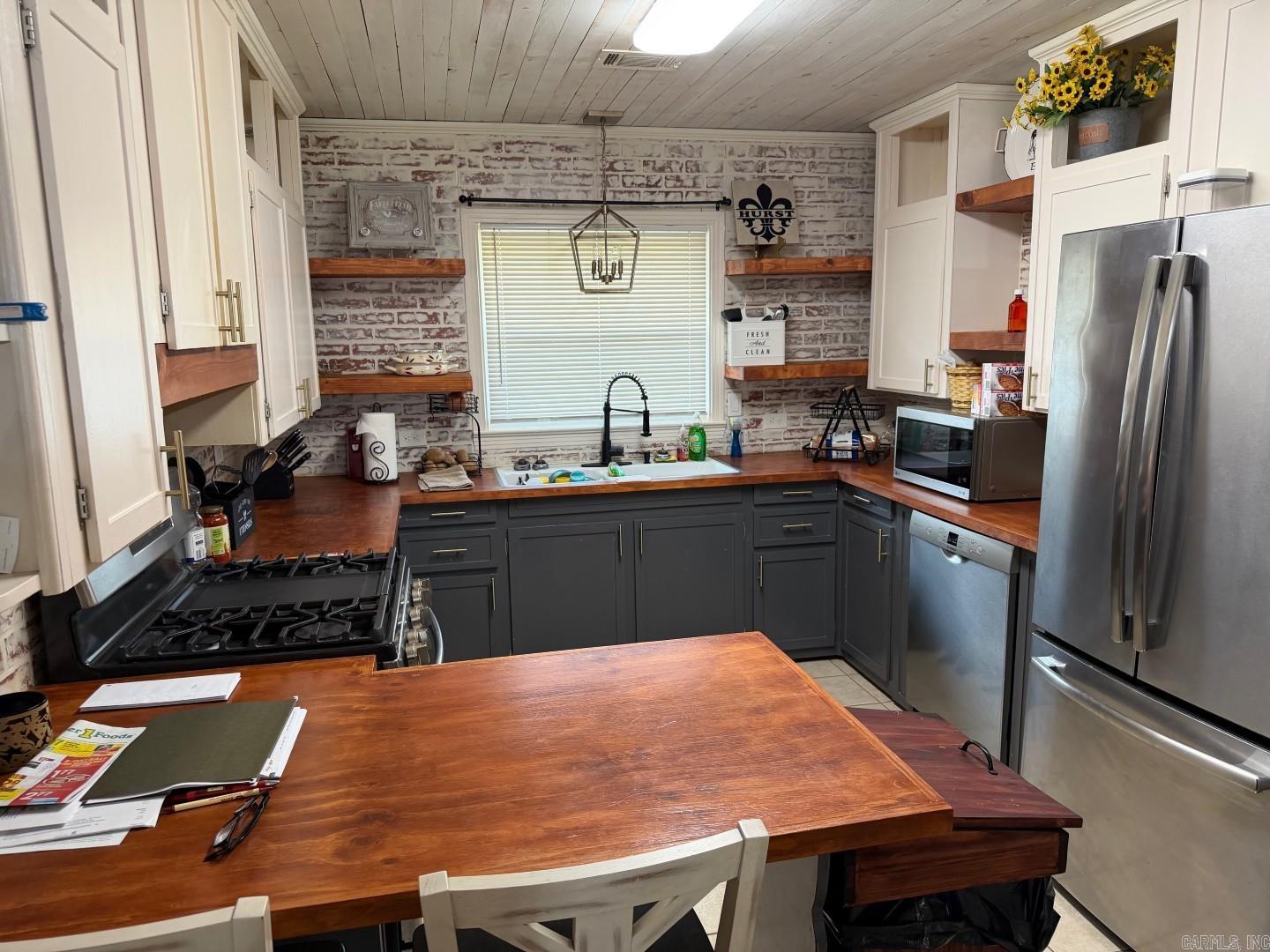 2520 Goza Ave  Camden, AR