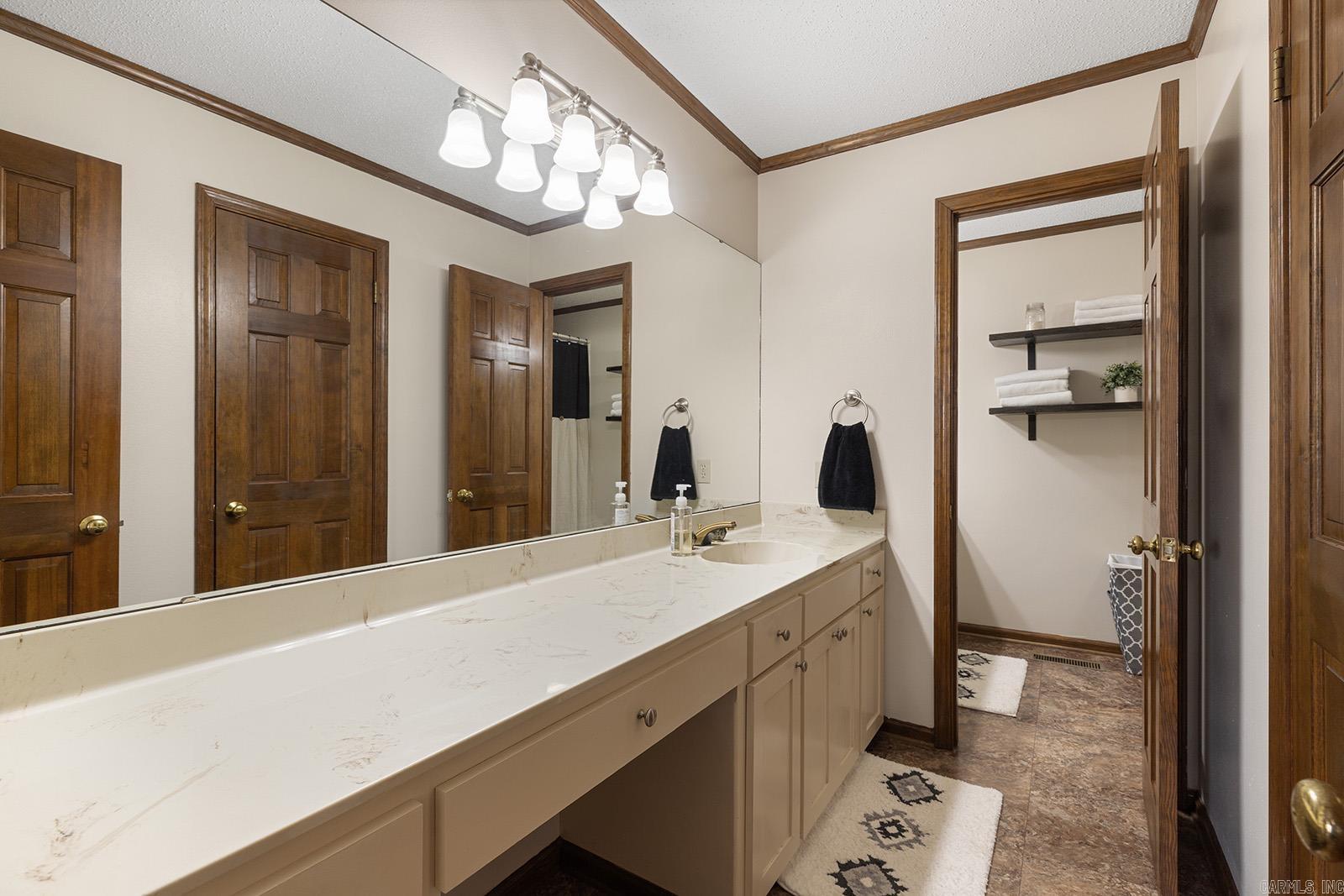 52 Dove Creek  North Little Rock, AR