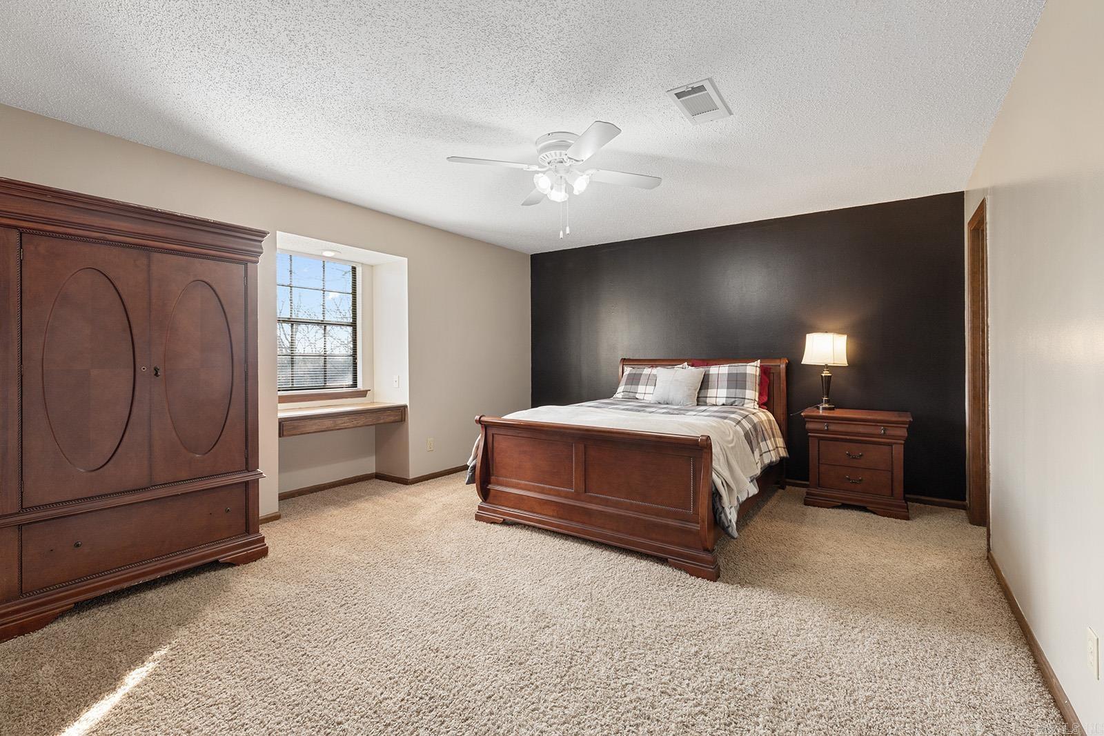 52 Dove Creek  North Little Rock, AR