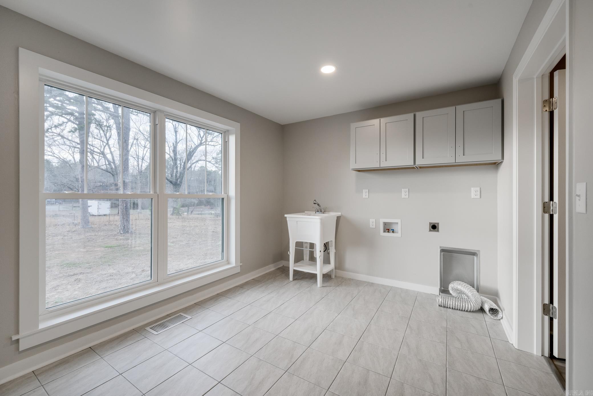 3295 Oyler  Clinton, AR