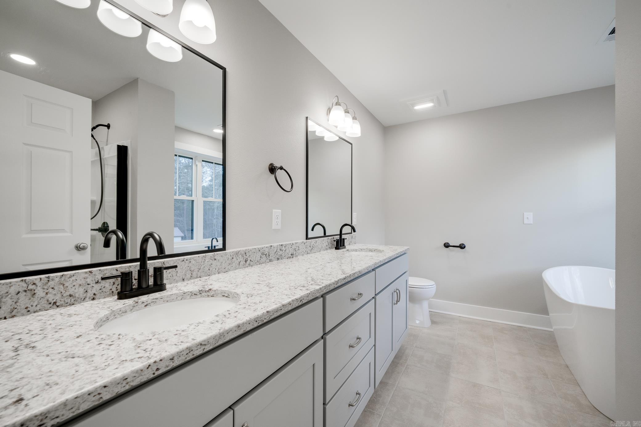 3295 Oyler  Clinton, AR