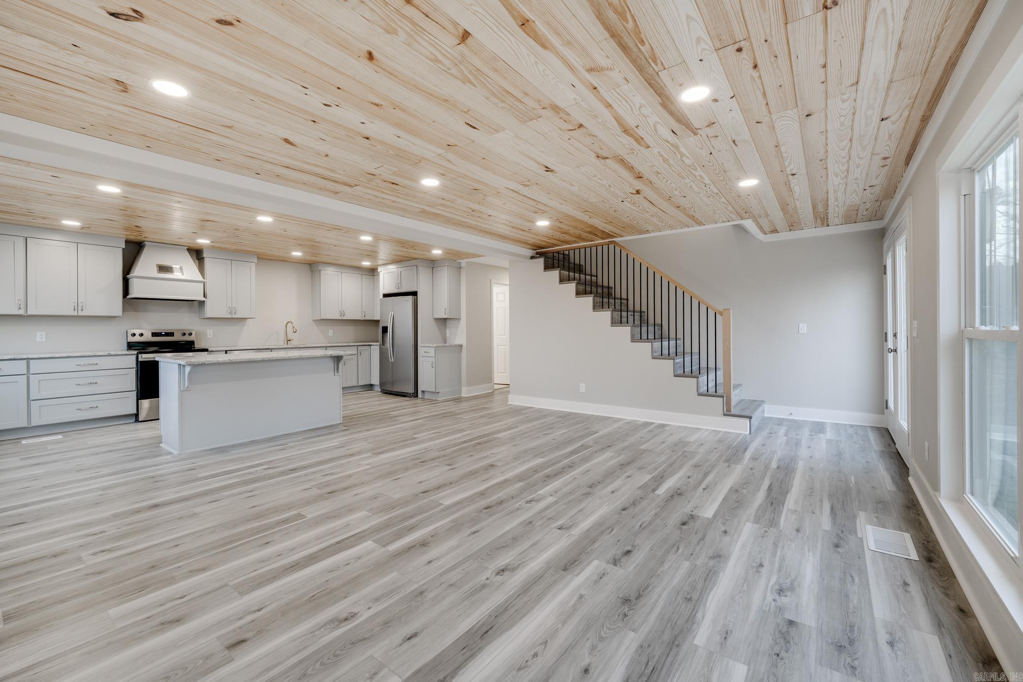 3295 Oyler  Clinton, AR