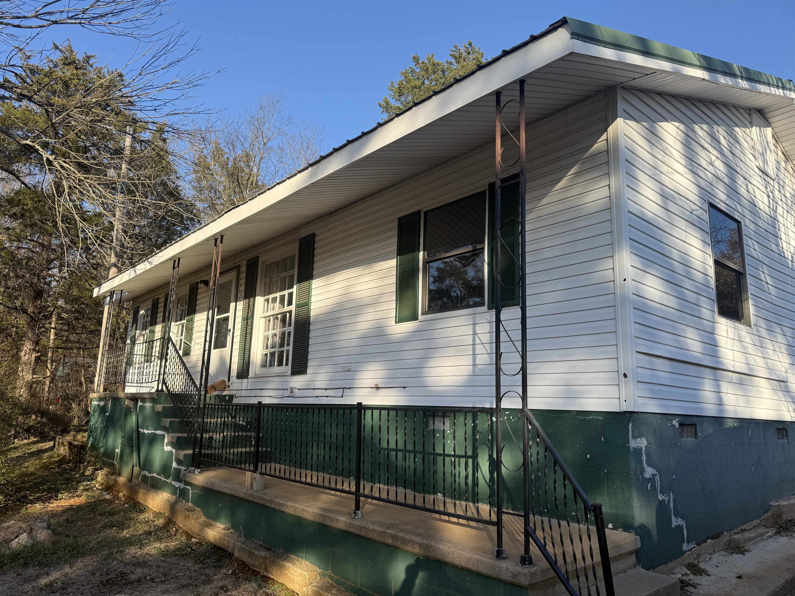 21  Arrowhead  Cherokee Village, AR