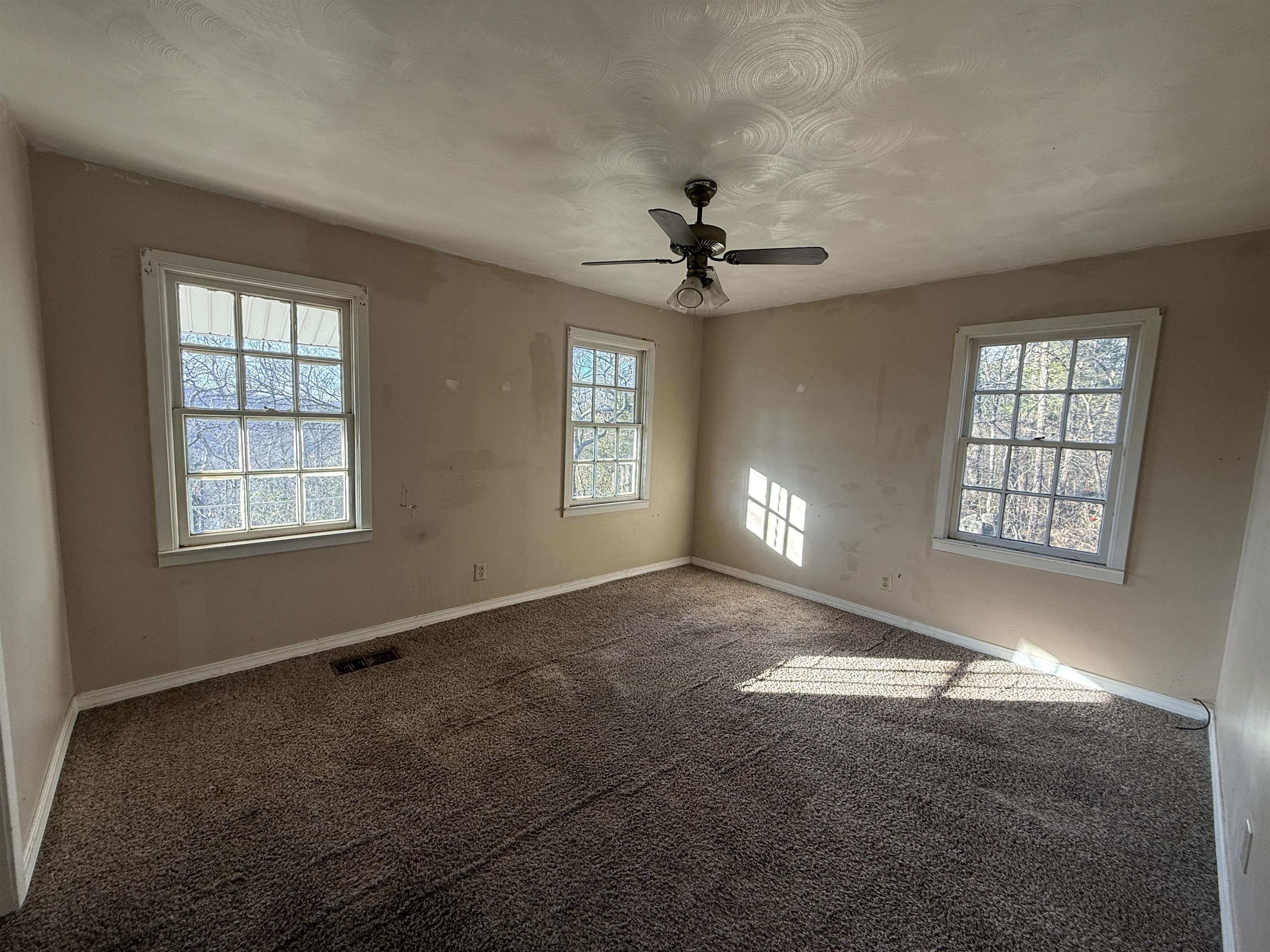 21 Arrowhead  Cherokee Village, AR