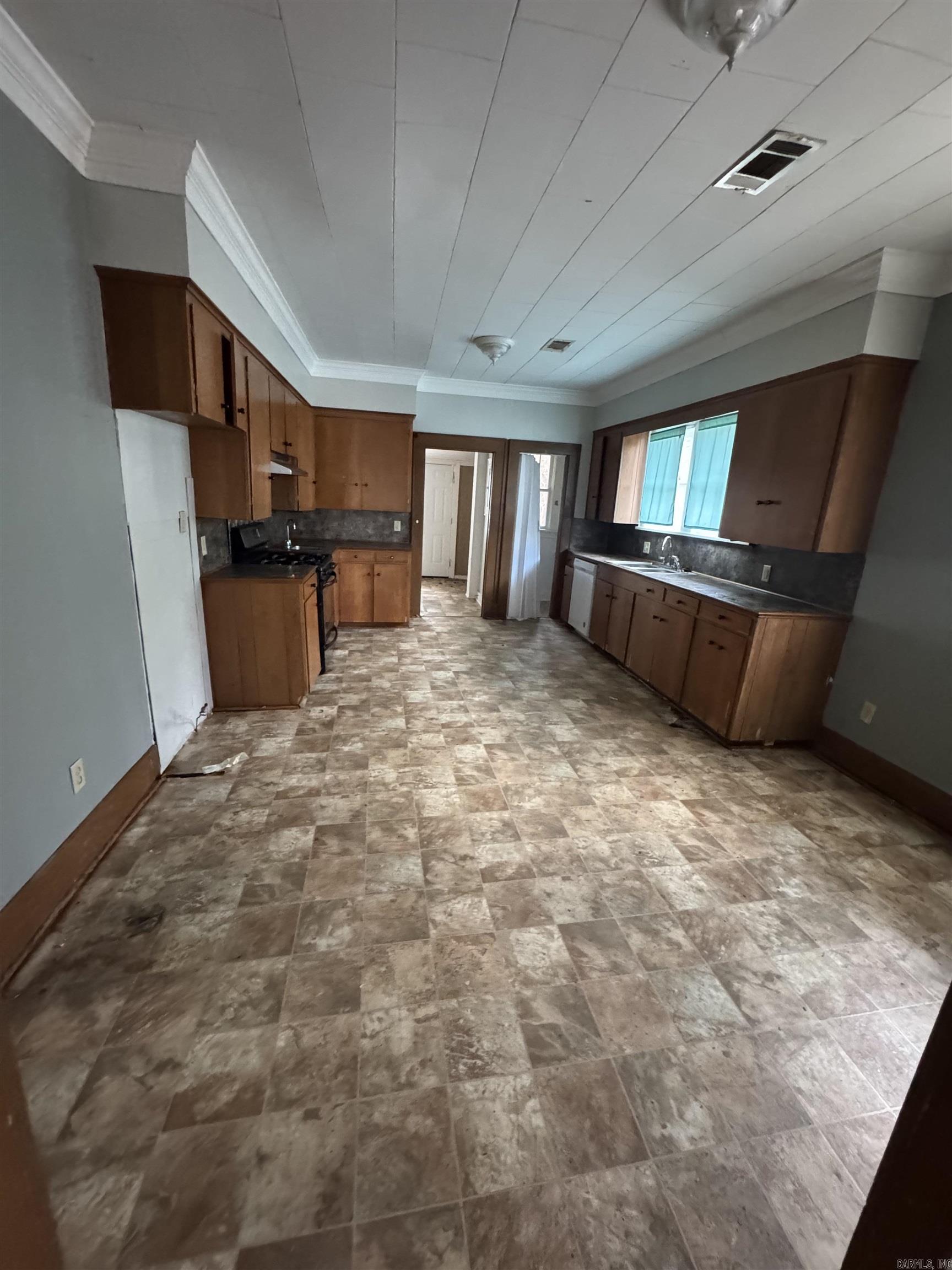 1338 N Madison  El Dorado, AR