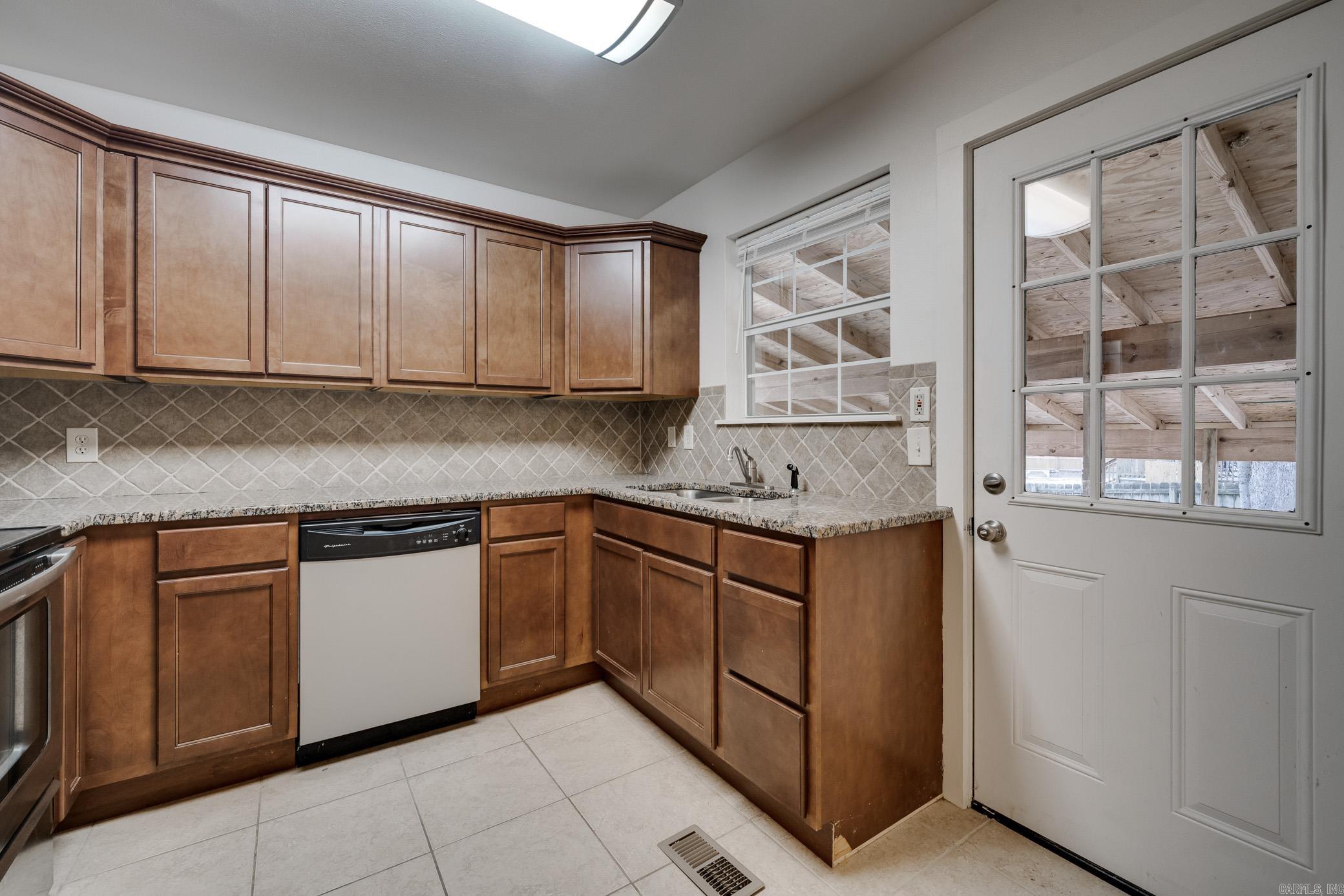 922 W Kiehl  Sherwood, AR