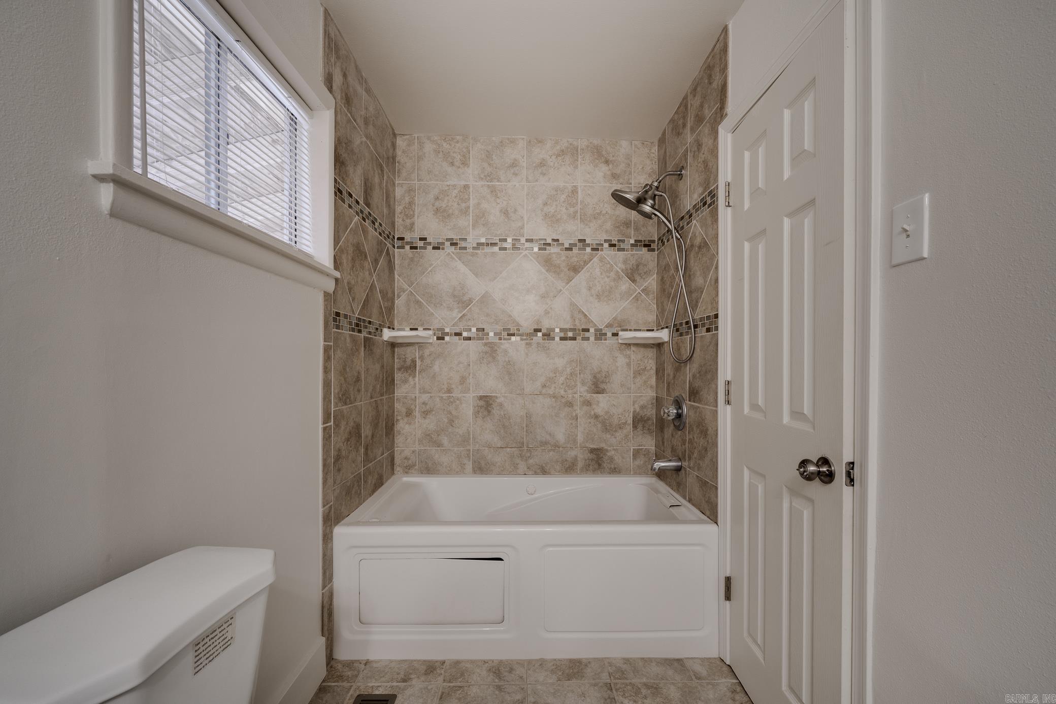 922 W Kiehl  Sherwood, AR