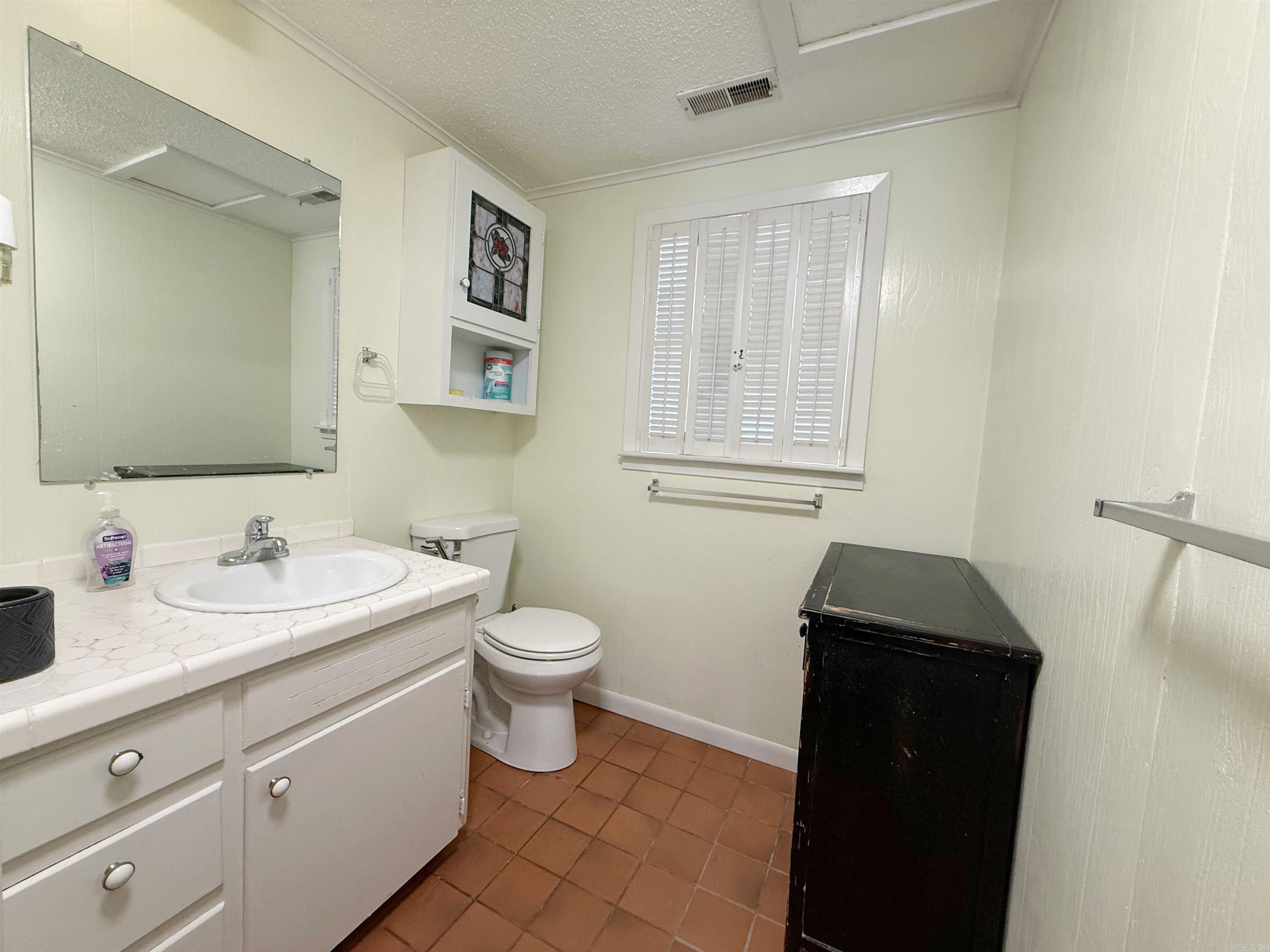 2855 Cedar  Batesville, AR