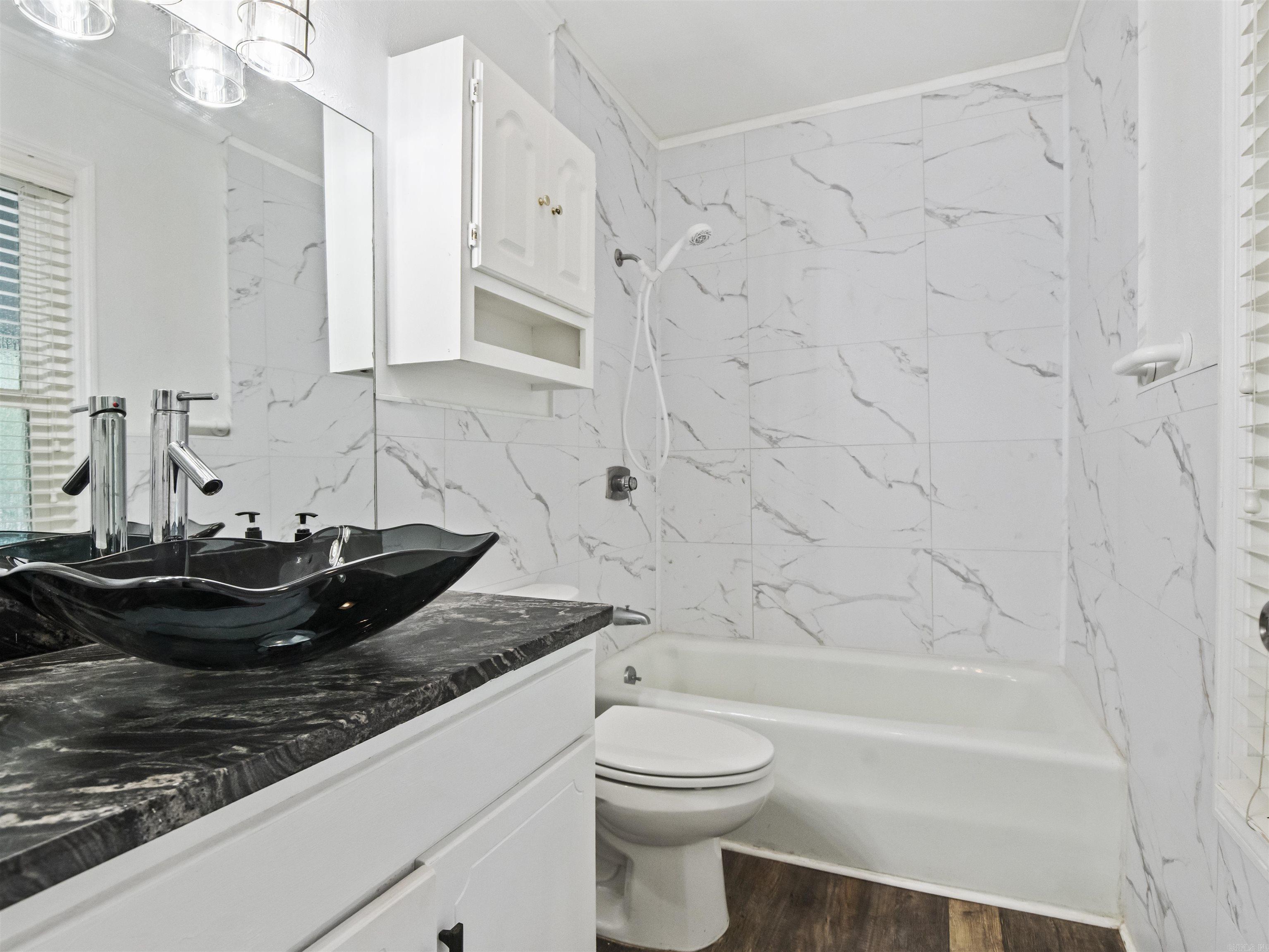 2 Jerez  Ln.  Hot Springs Village, AR