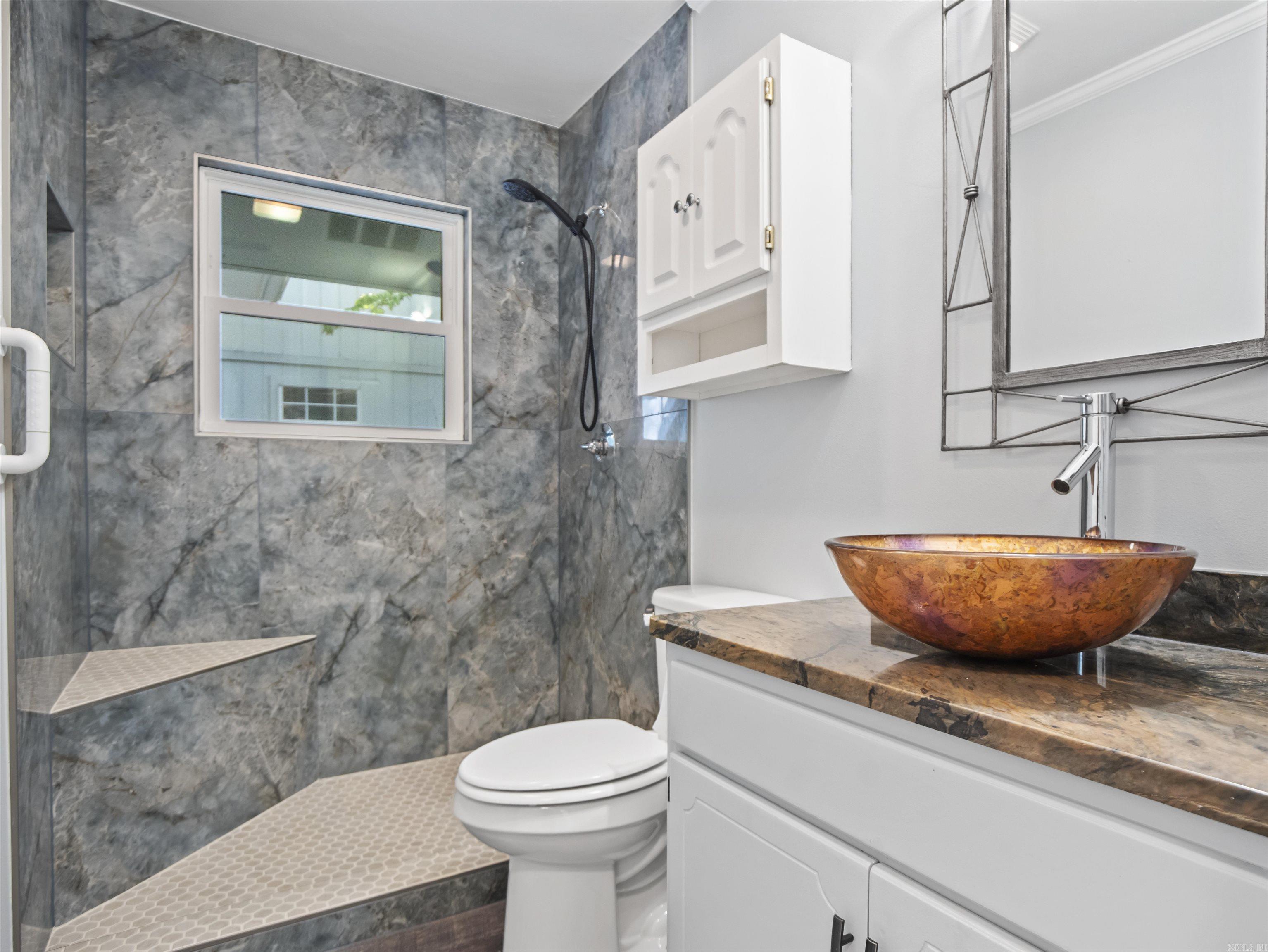 2 Jerez  Ln.  Hot Springs Village, AR