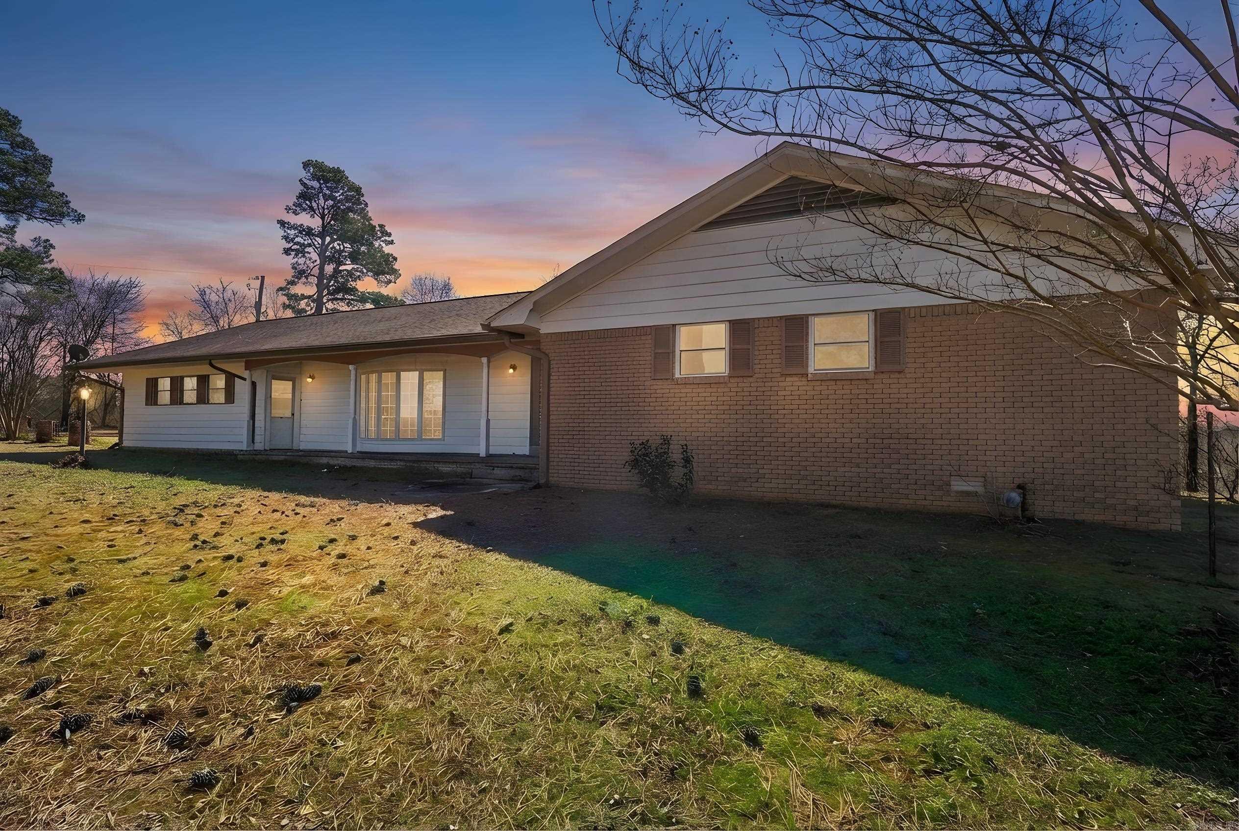 51 Baker Rd  Glenwood, AR