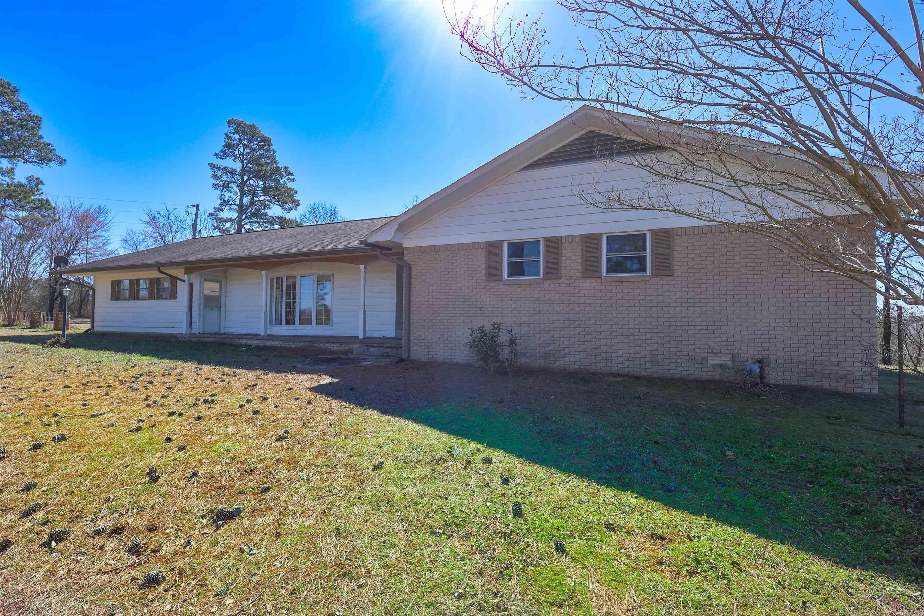 51 Baker Rd  Glenwood, AR