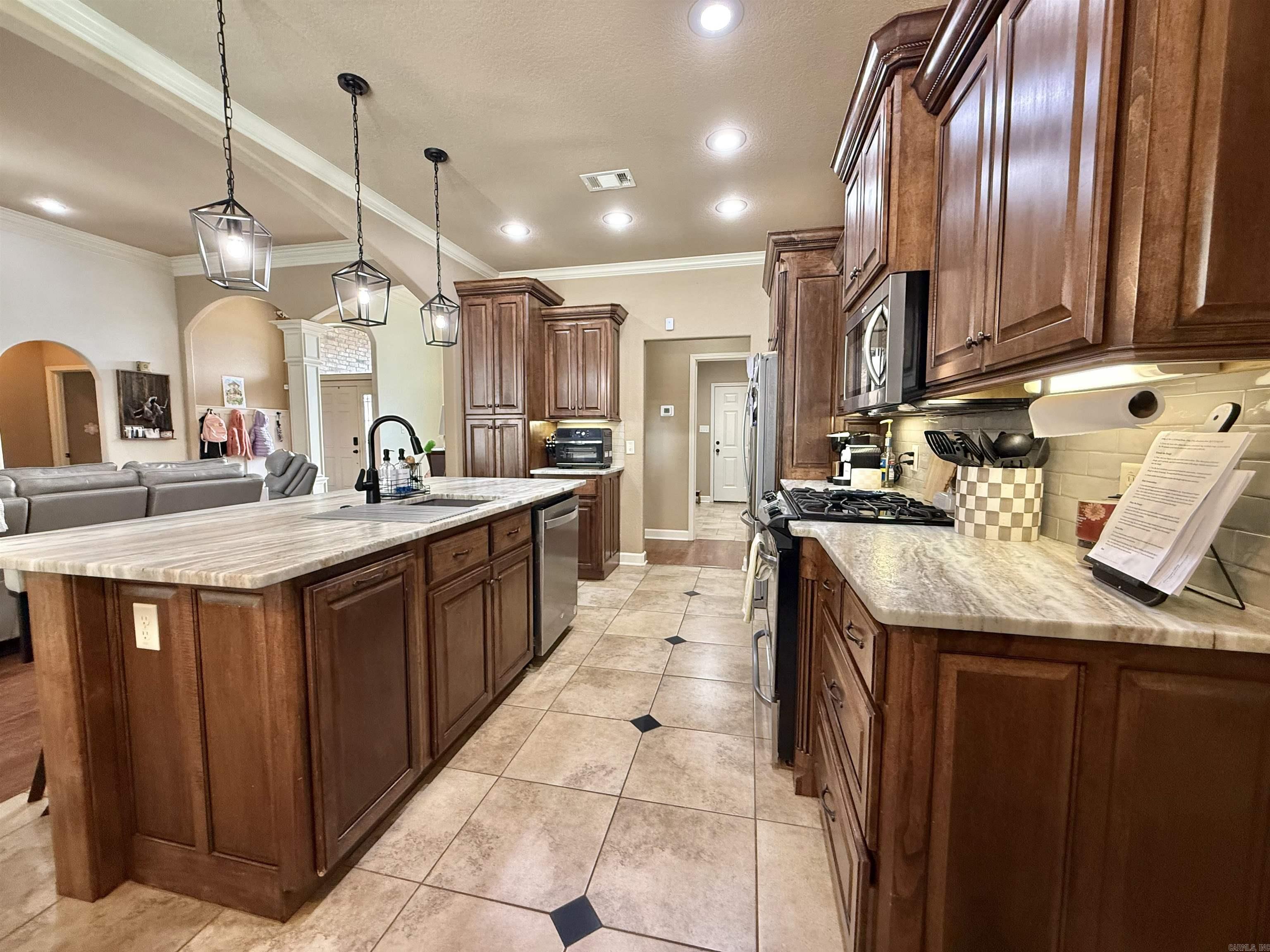 542 Scarlet Oaks  Benton, AR