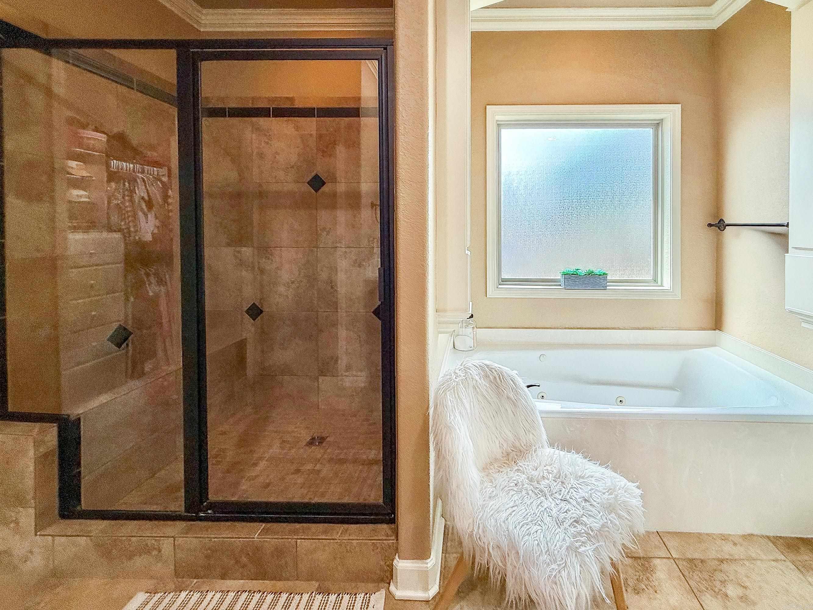 542 Scarlet Oaks Drive Benton, AR 72019