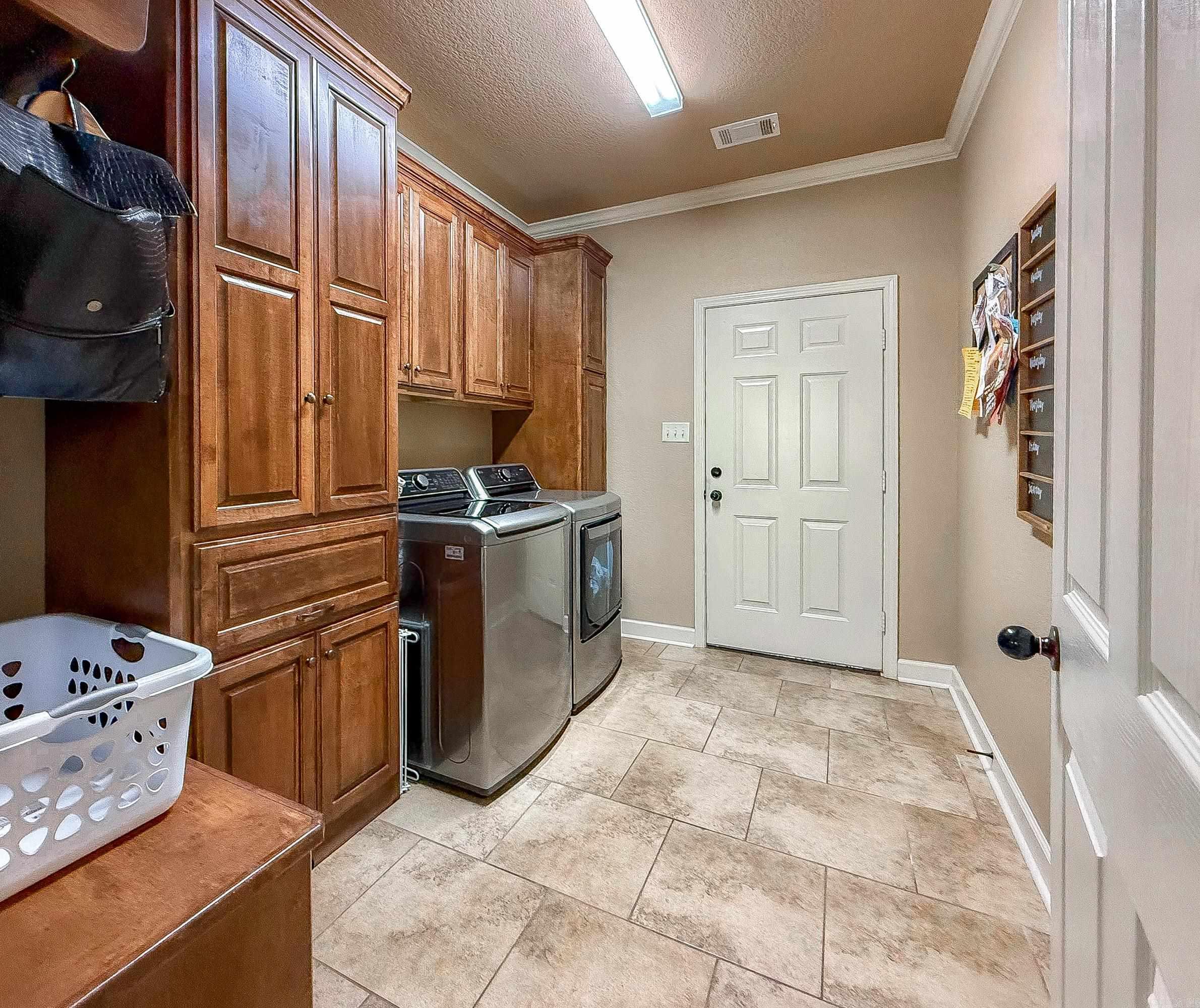 542 Scarlet Oaks Drive Benton, AR 72019