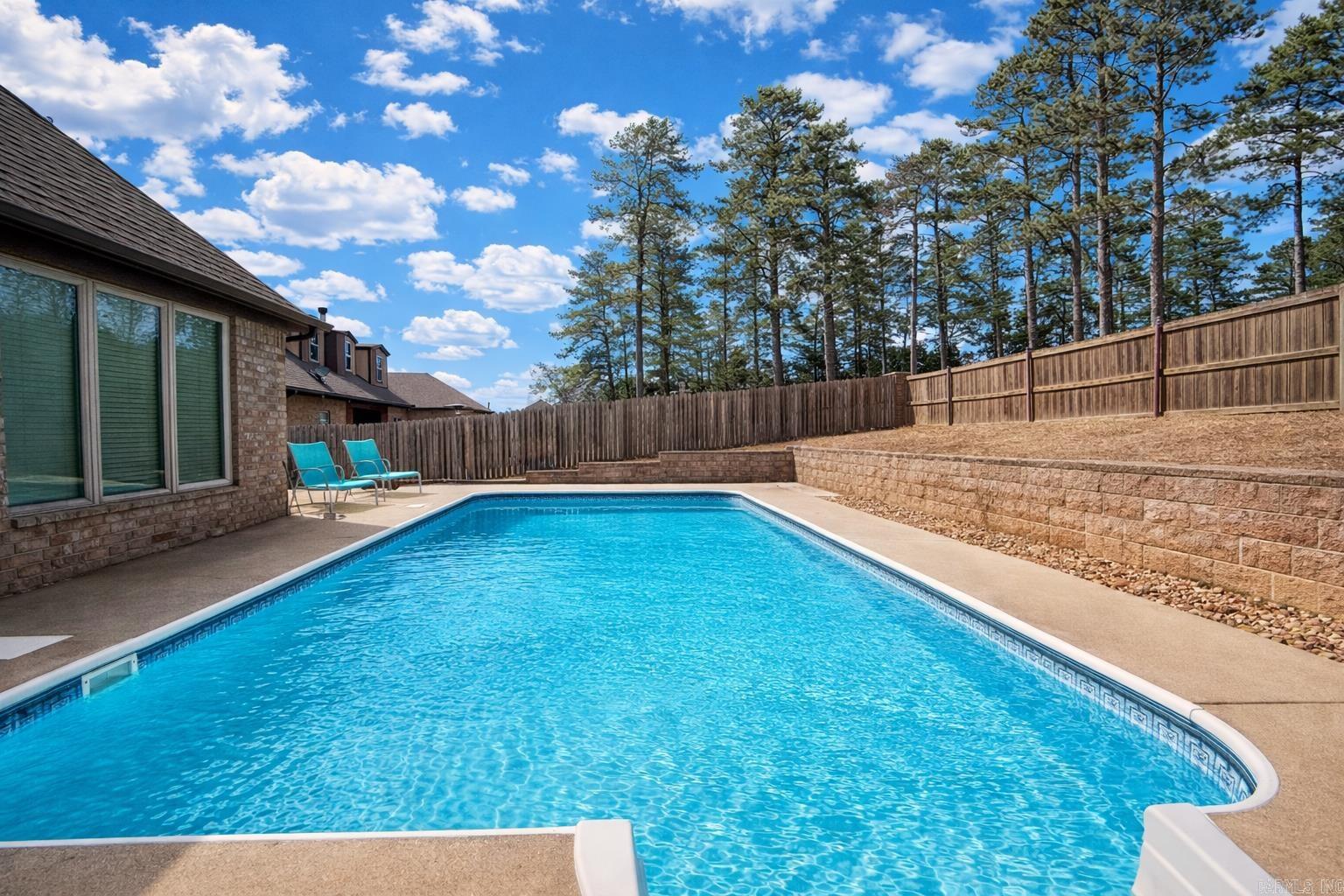 542 Scarlet Oaks Drive Benton, AR 72019