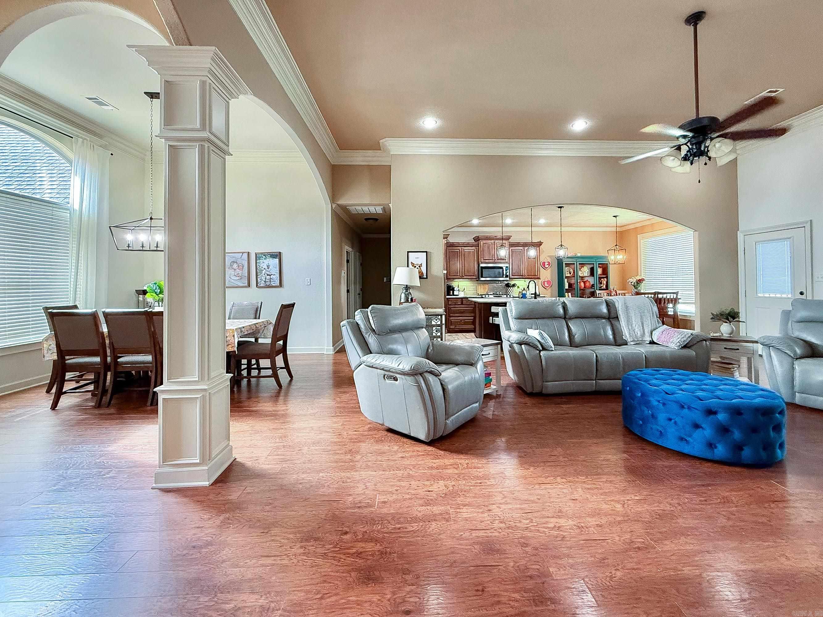 542 Scarlet Oaks Drive Benton, AR 72019