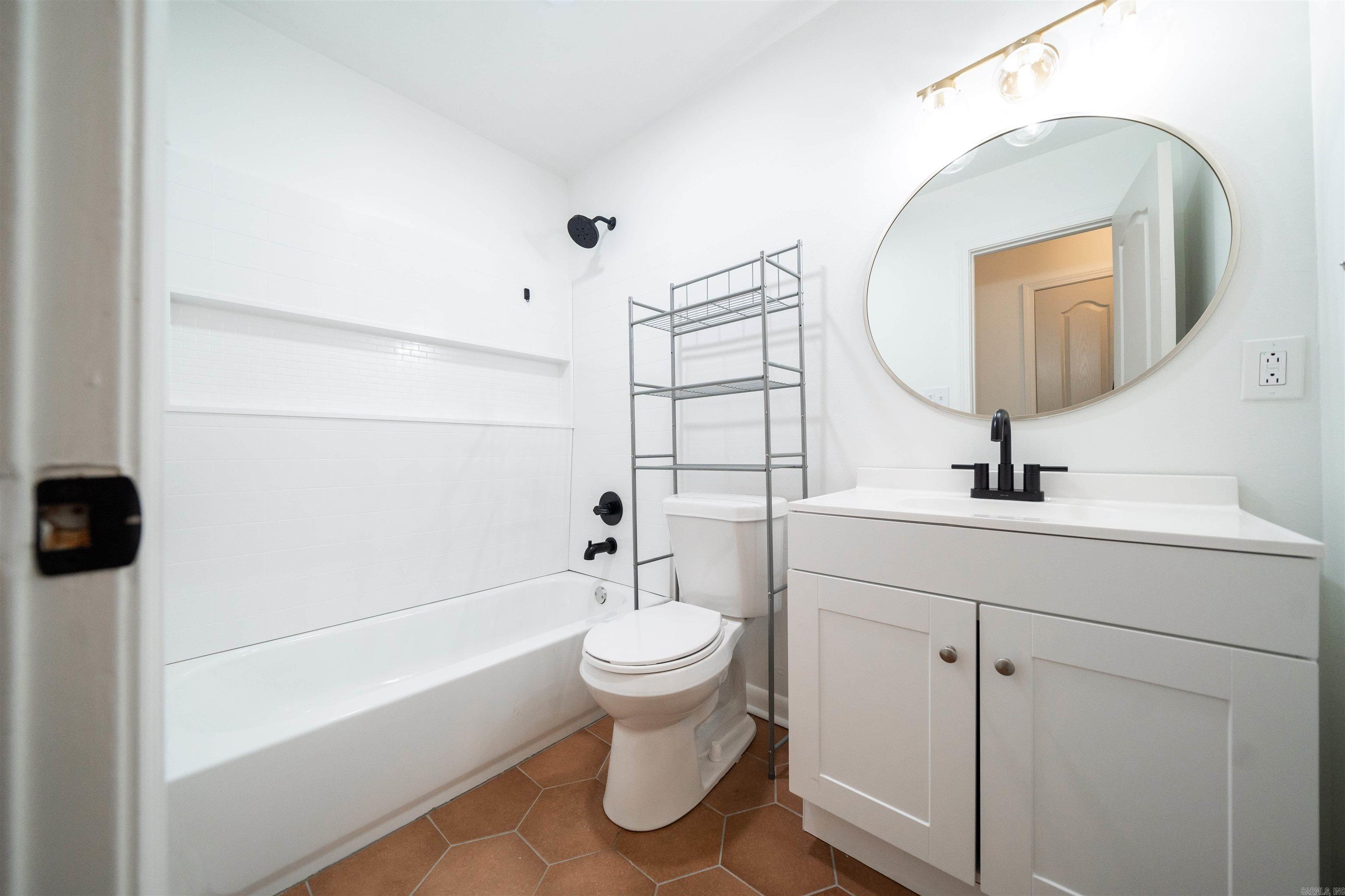 1630 S Donaghey  Conway, AR