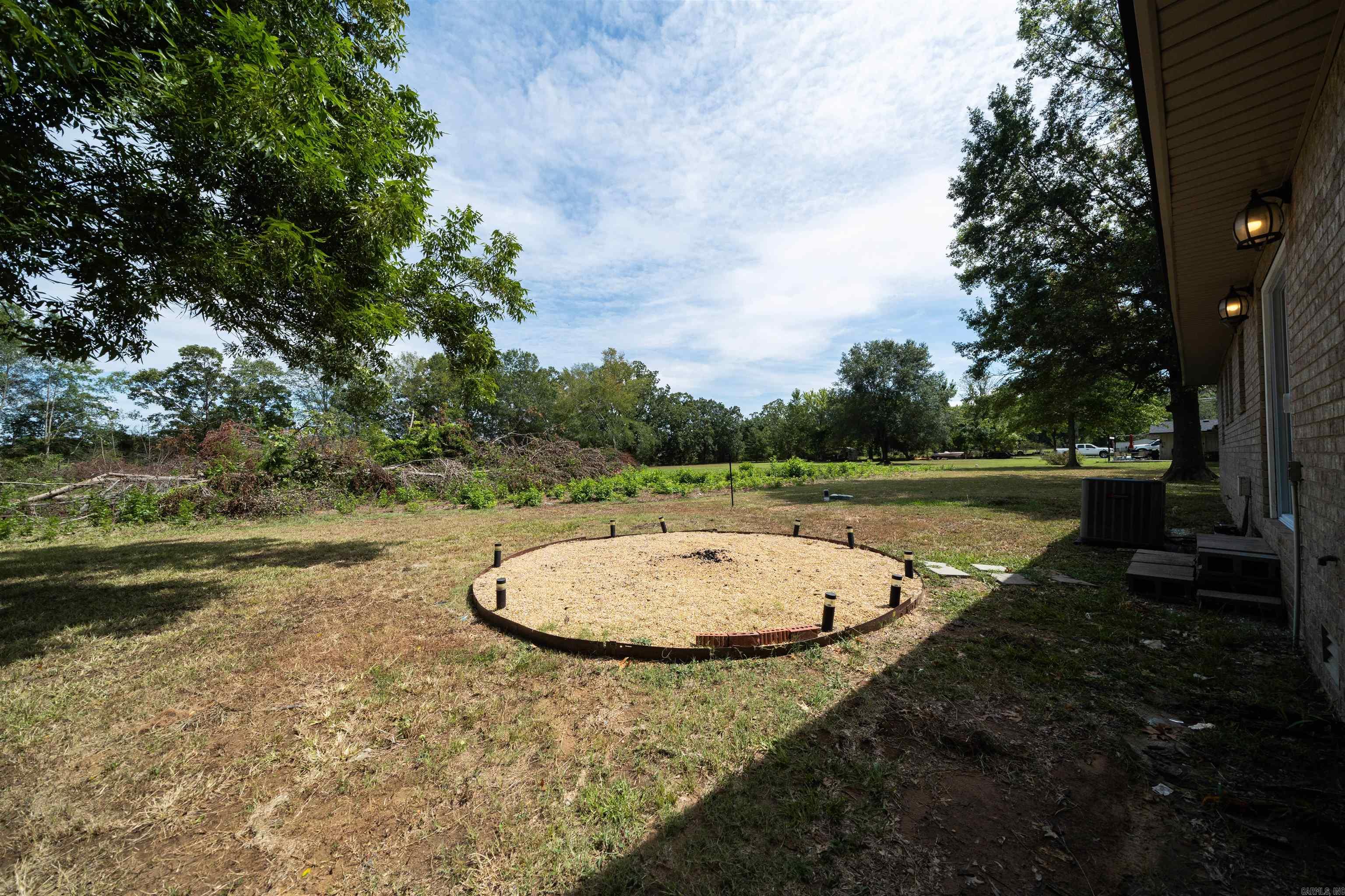 1630 S Donaghey  Conway, AR