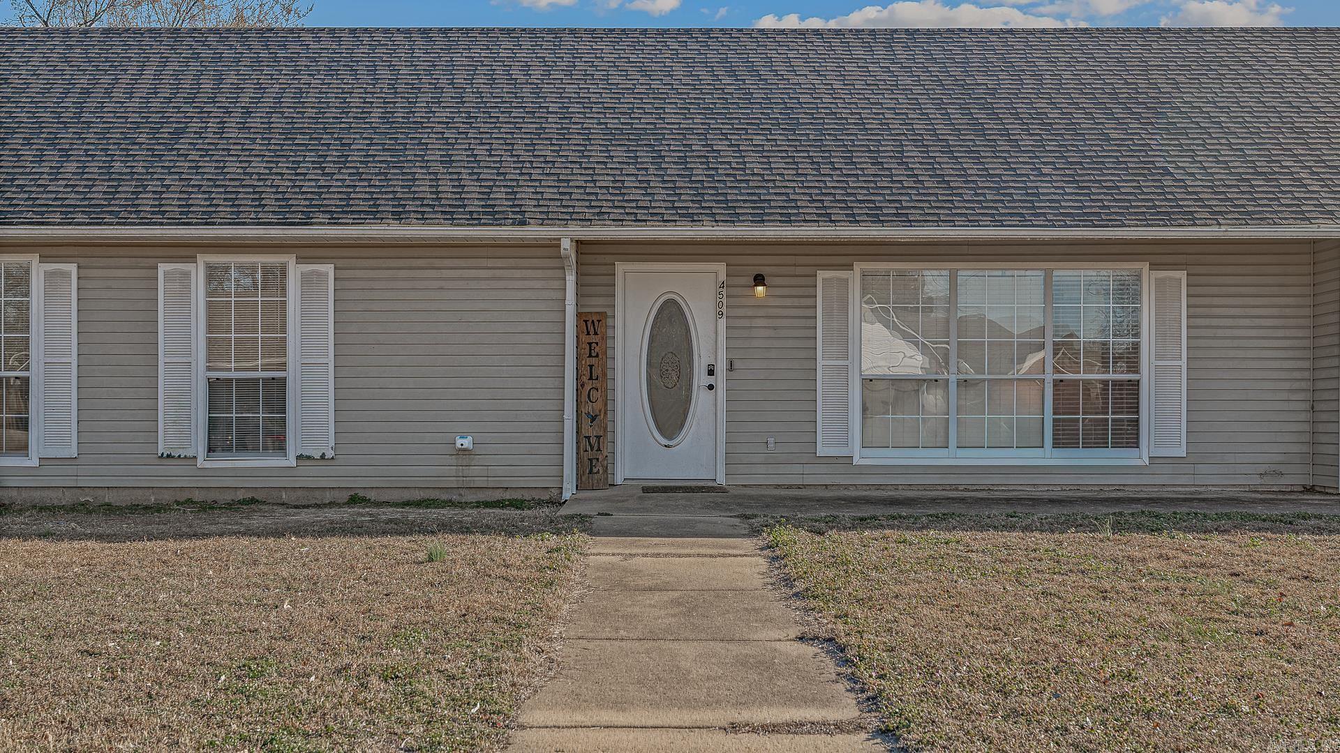 4509 Mockernut  Jonesboro, AR