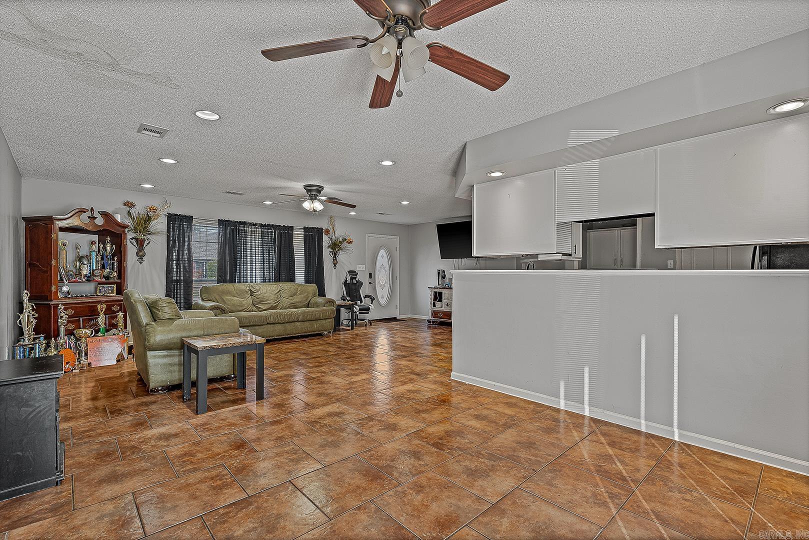 4509 Mockernut  Jonesboro, AR