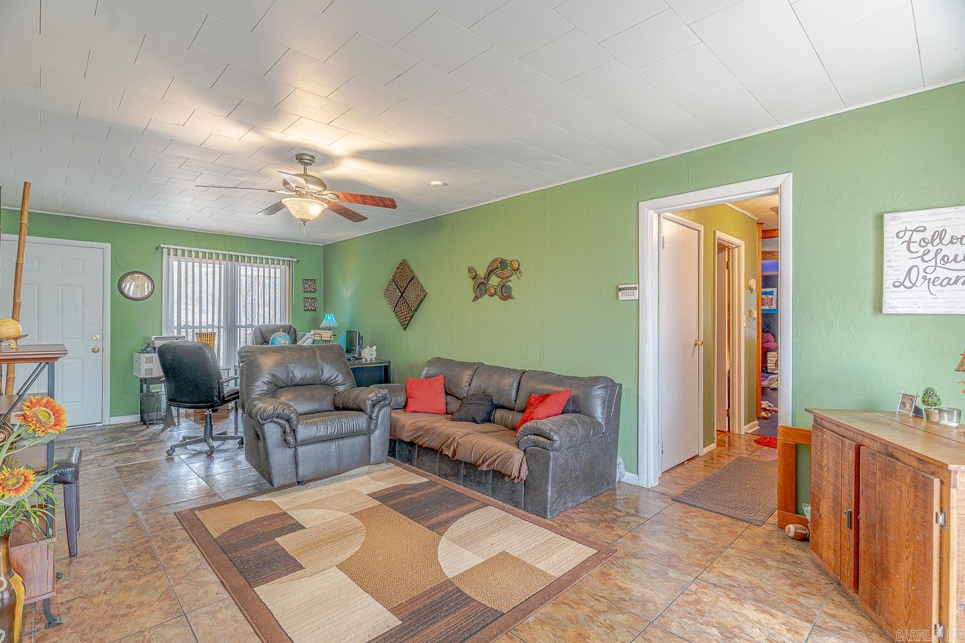 1 Nokomis Dr  Cherokee Village, AR