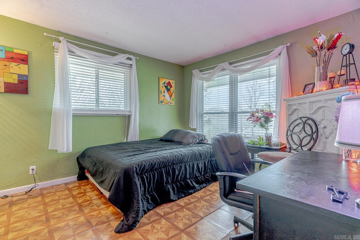 1 Nokomis Dr  Cherokee Village, AR