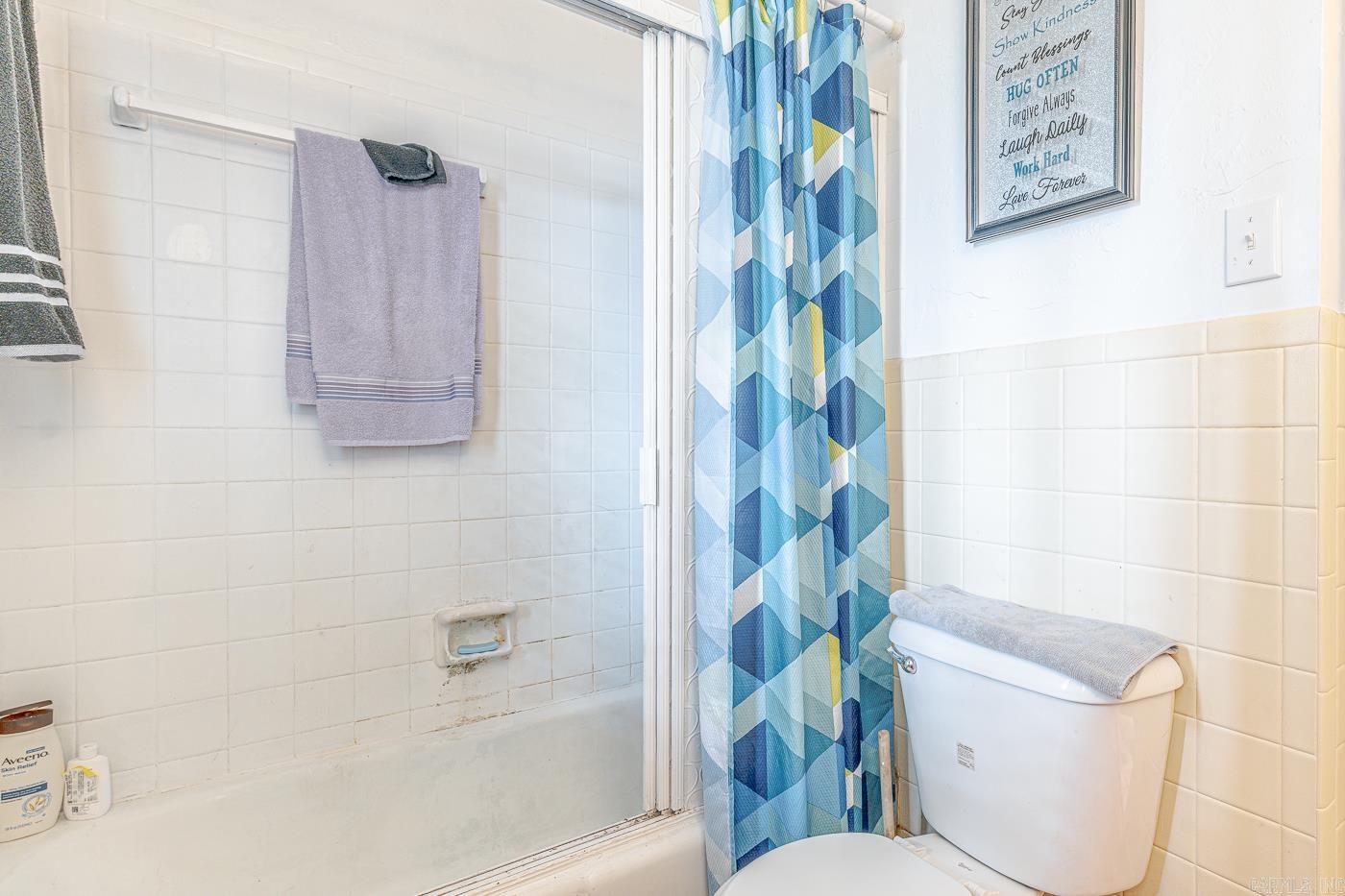 1 Nokomis Dr  Cherokee Village, AR