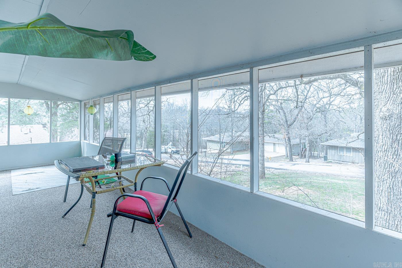 1 Nokomis Dr  Cherokee Village, AR