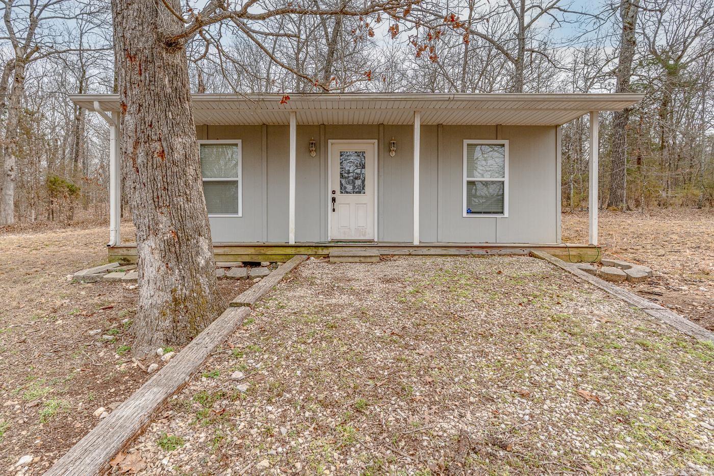 1 Nokomis Dr  Cherokee Village, AR