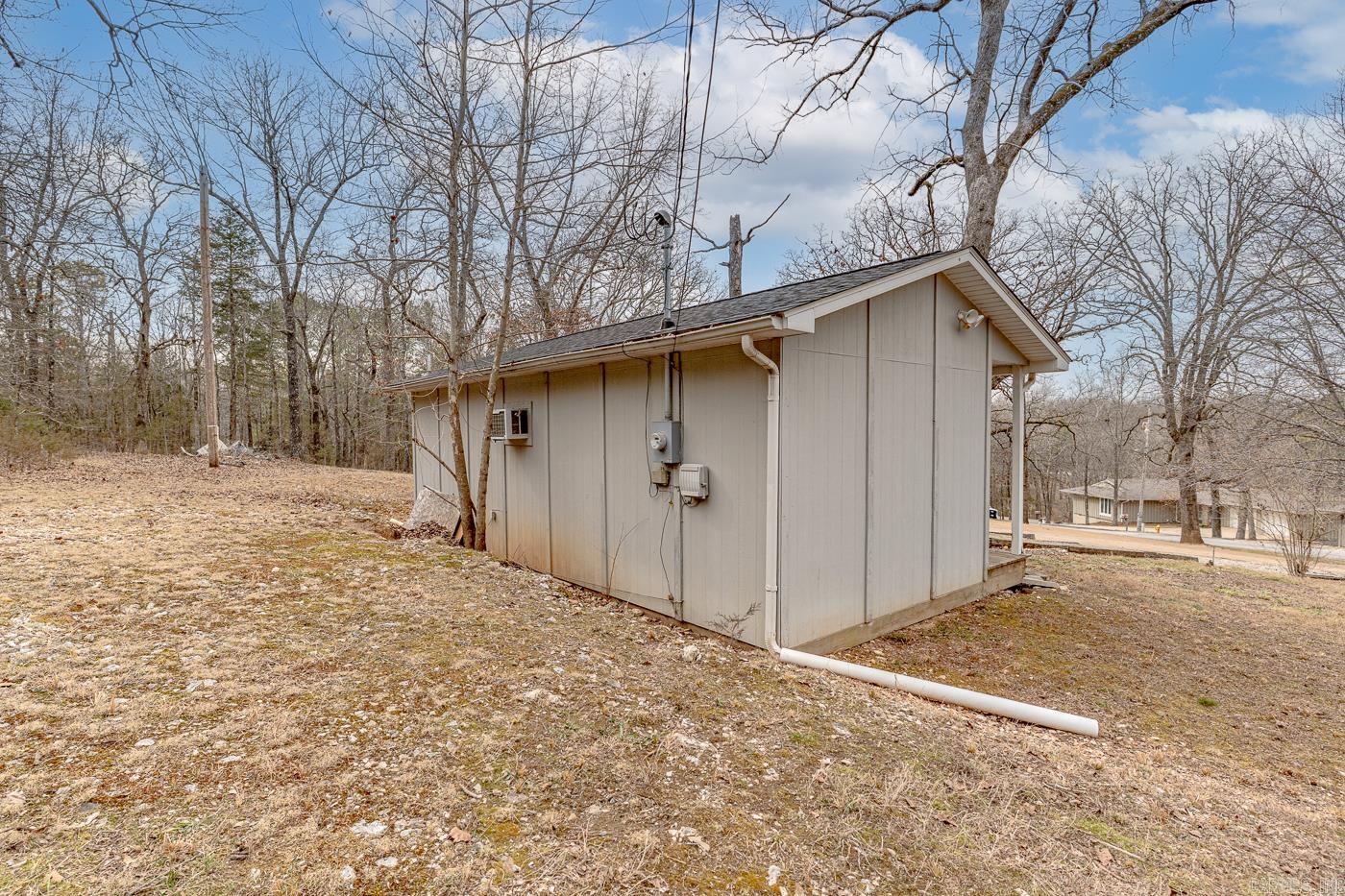 1 Nokomis Dr  Cherokee Village, AR