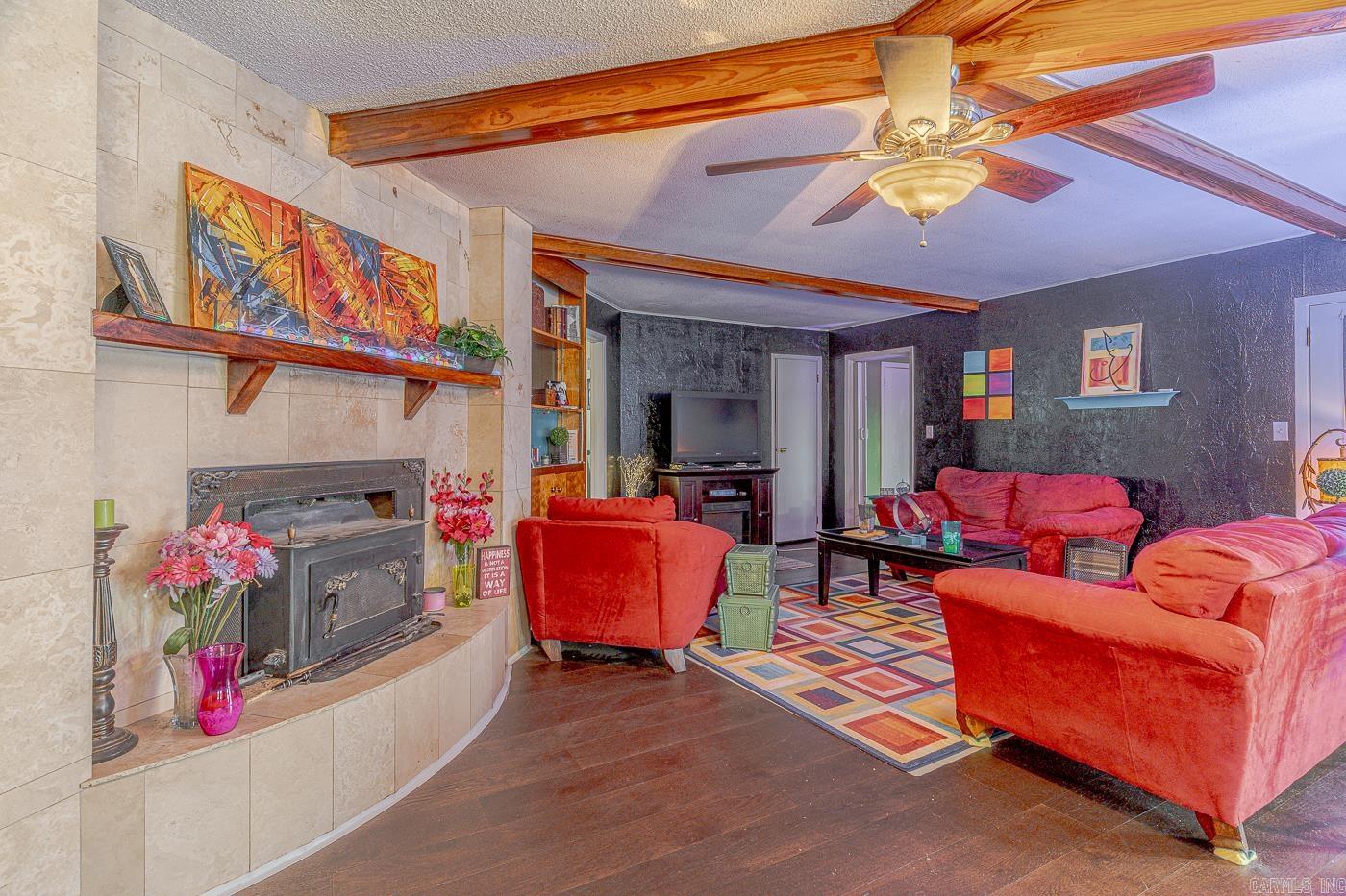 1 Nokomis Dr  Cherokee Village, AR