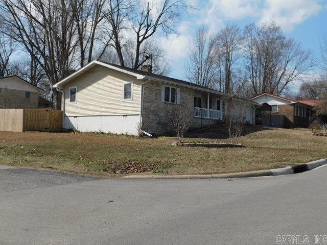 614 E 1st  Mountain Home, AR